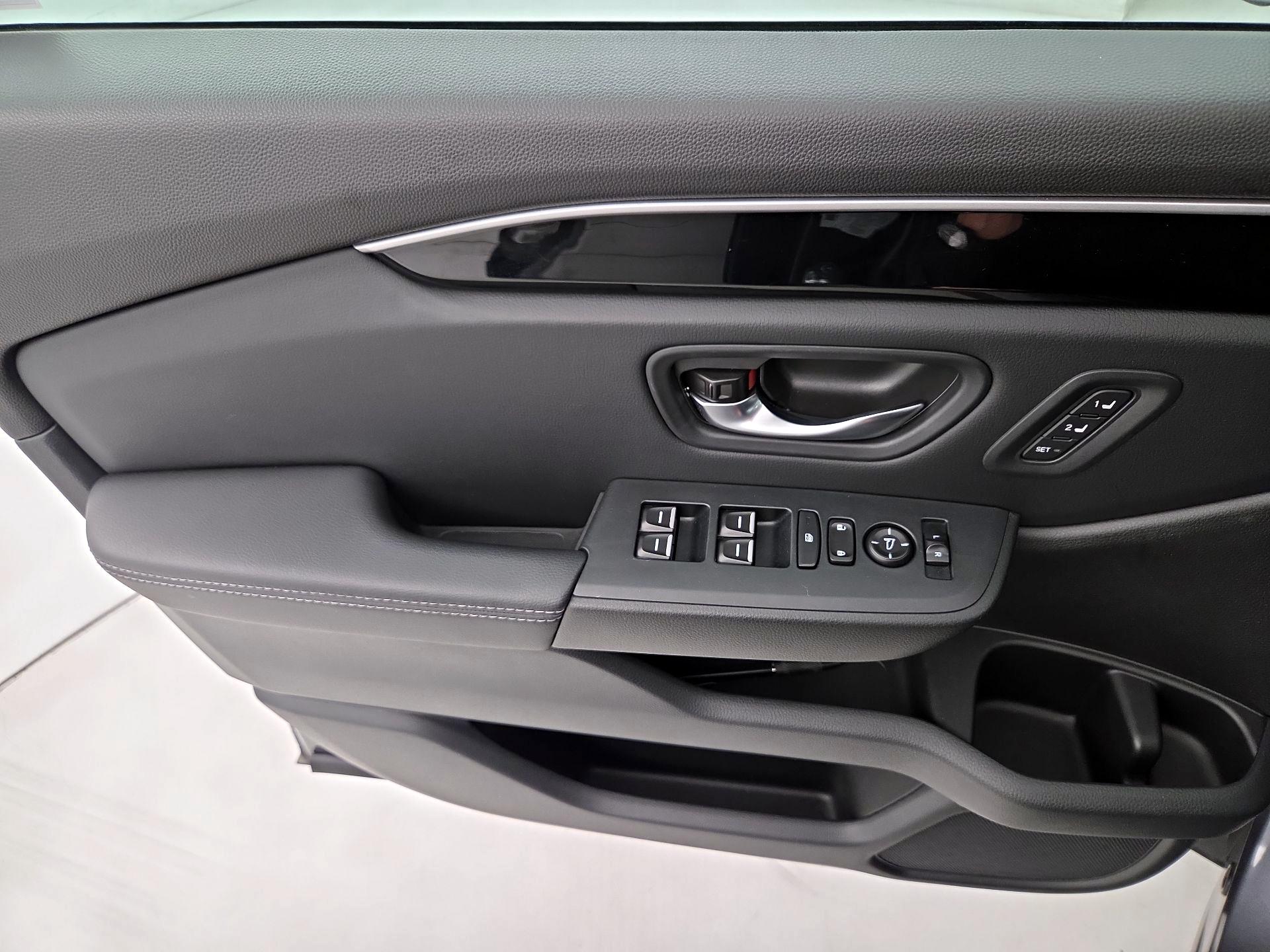 Thumbnail: 2024 Honda Pilot - 12