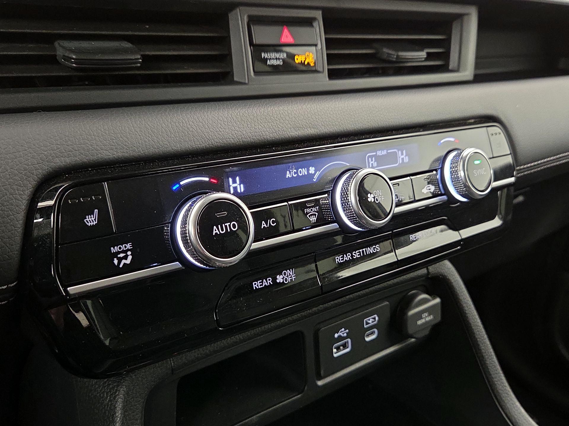 Thumbnail: 2024 Honda Pilot - 16