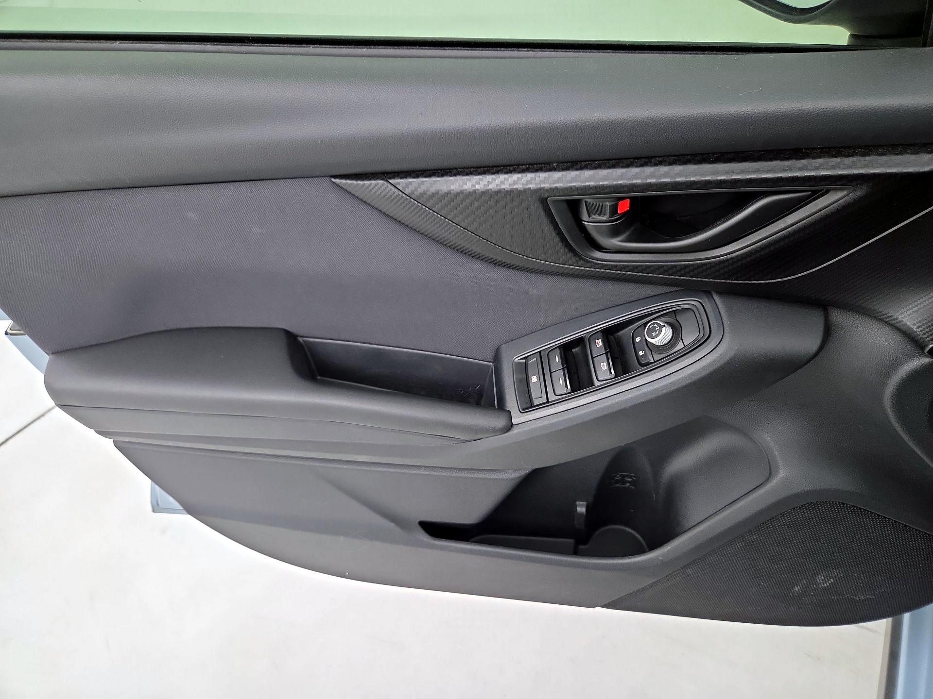 Thumbnail: 2020 Subaru Crosstrek - 12