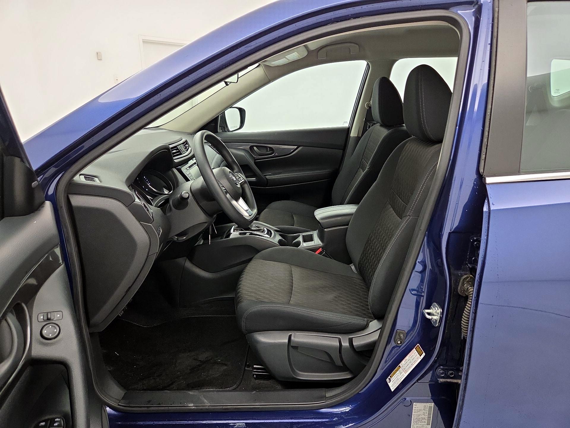 Thumbnail: 2020 Nissan Rogue - 11