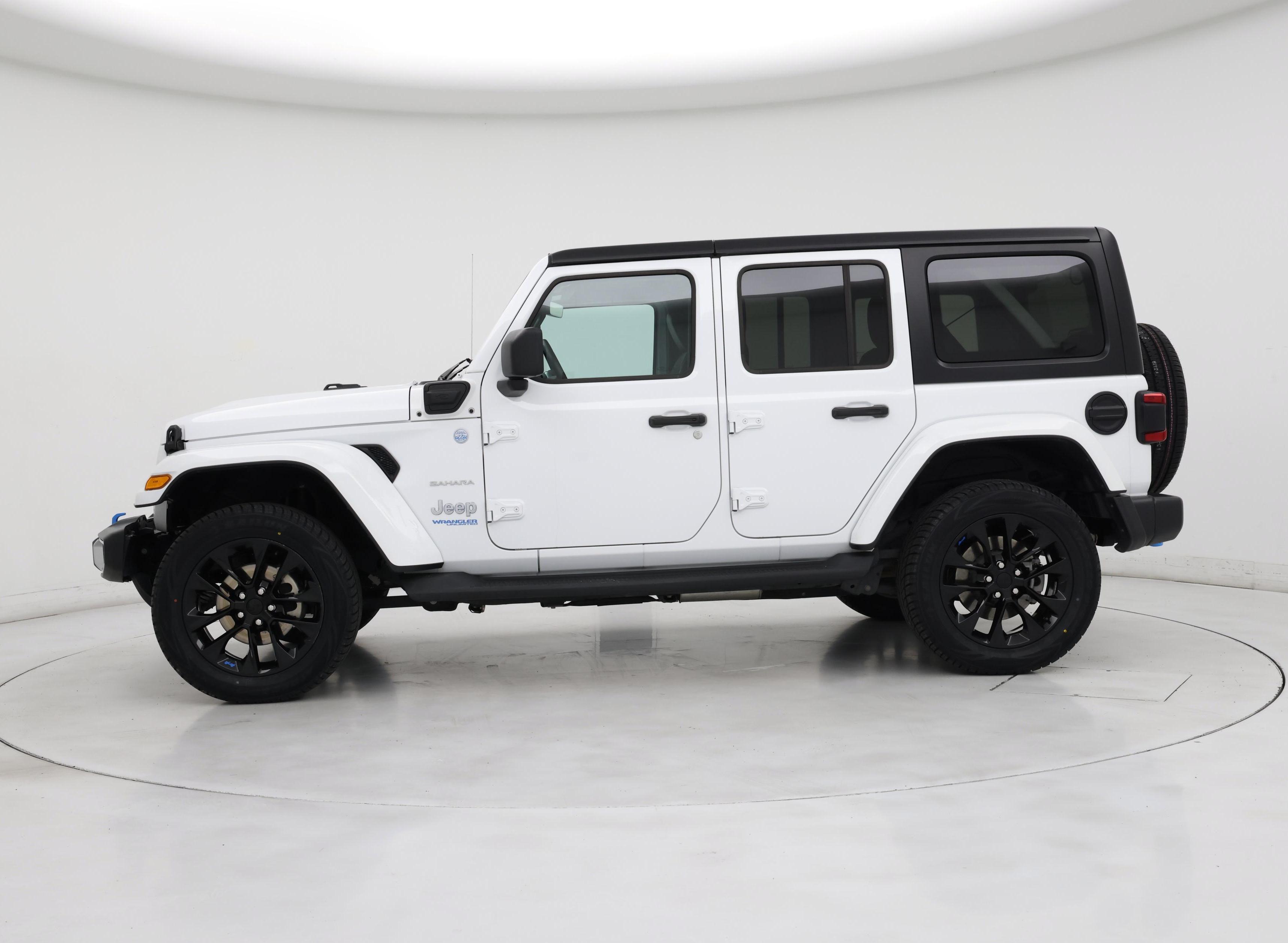 Thumbnail: 2022 Jeep Wrangler - 3