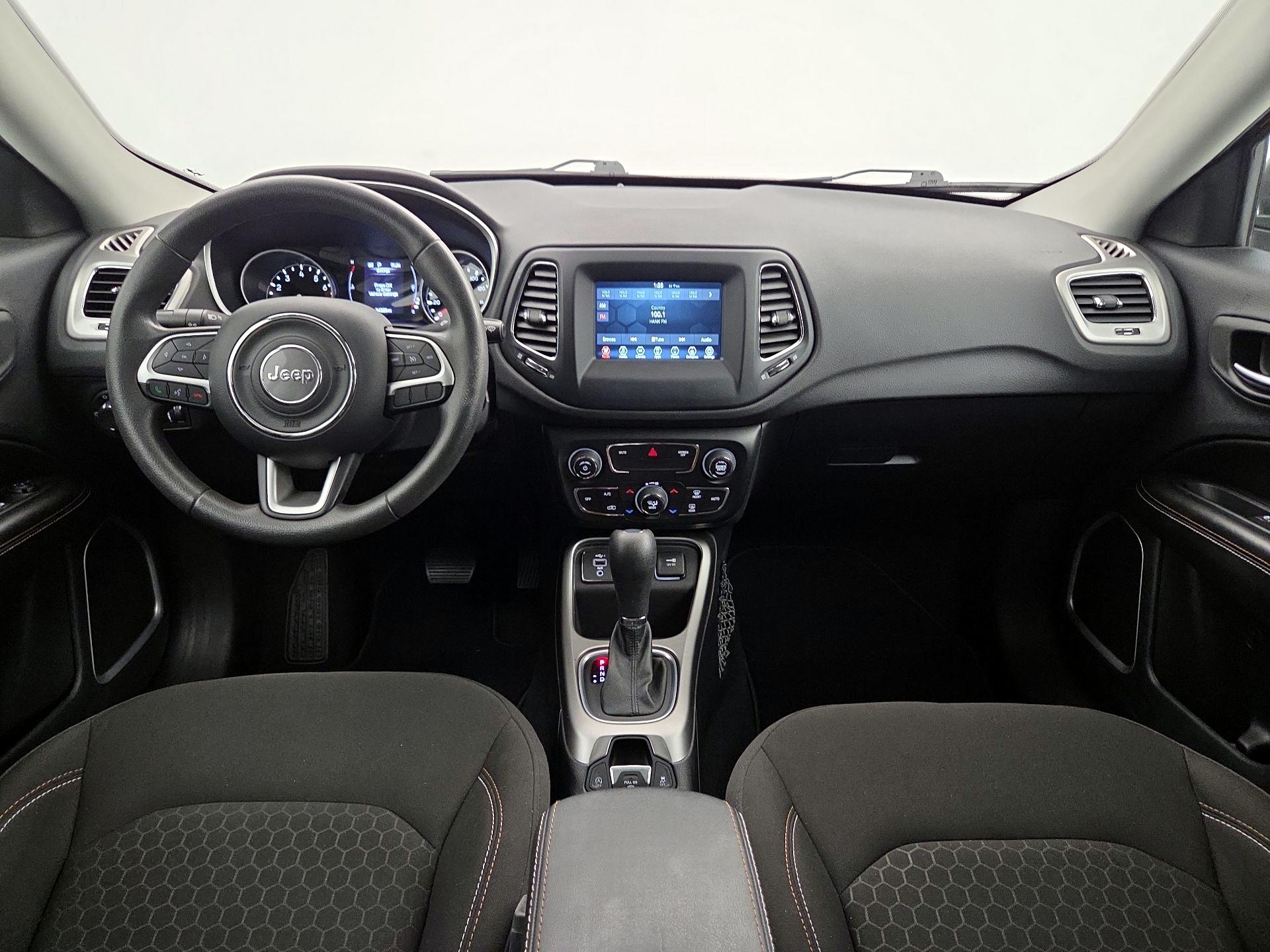 Thumbnail: 2021 Jeep Compass - 9