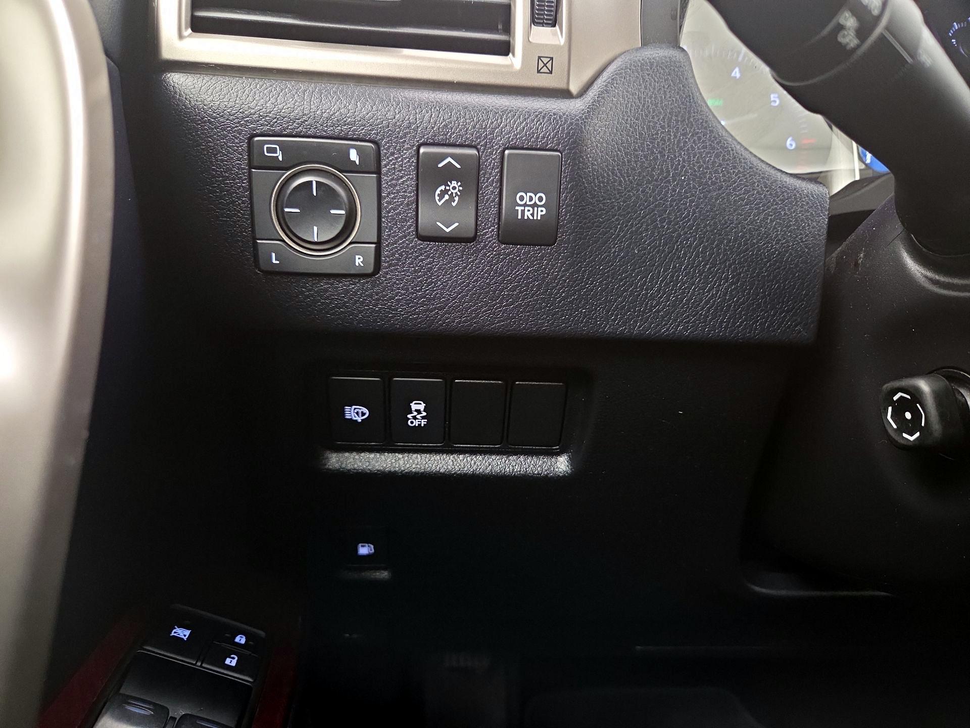 Thumbnail: 2019 Lexus GX - 13