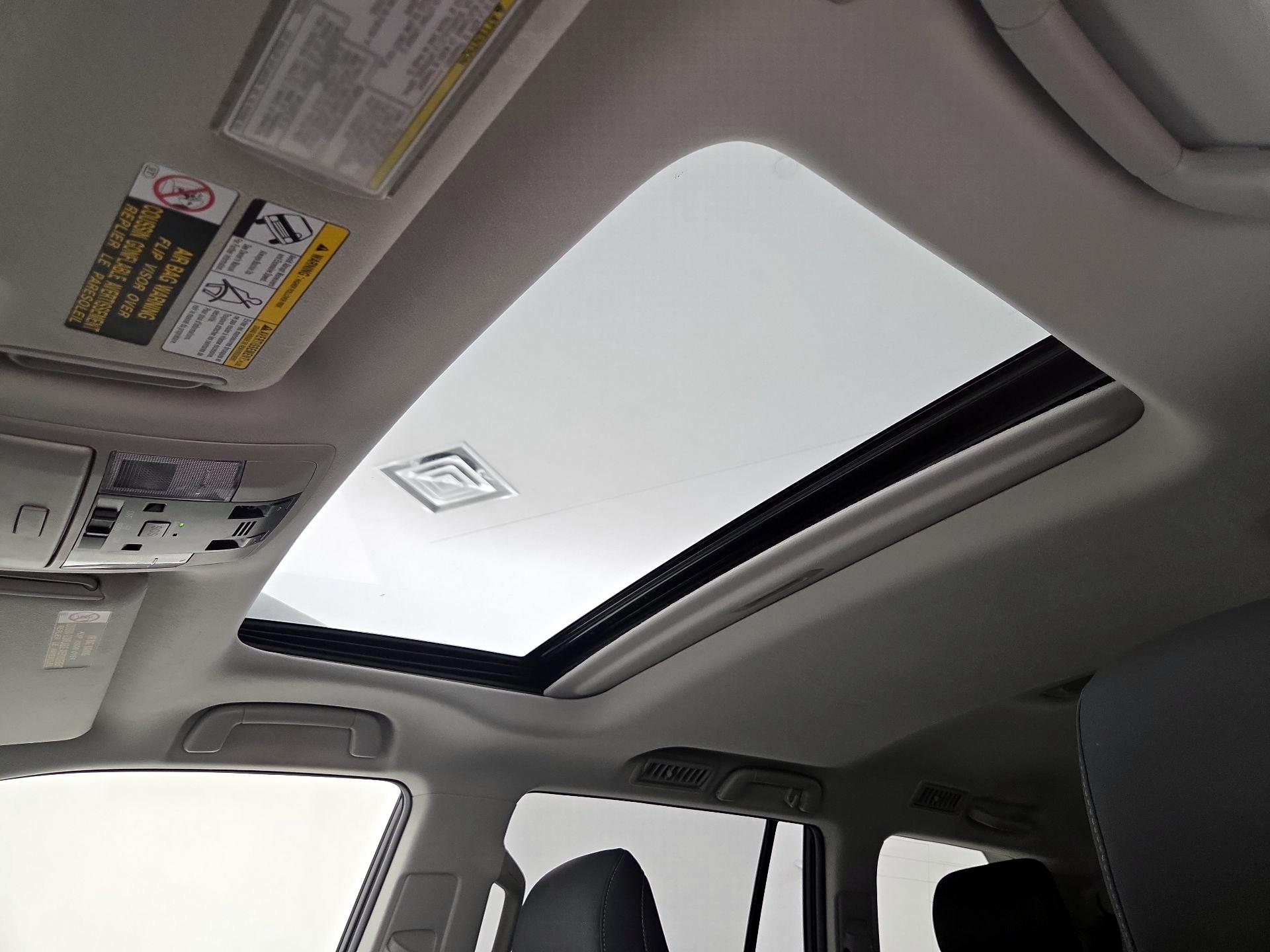 Thumbnail: 2019 Lexus GX - 18