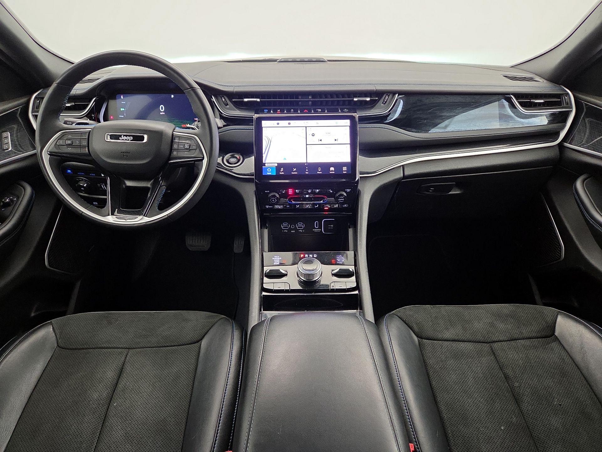 Thumbnail: 2022 Jeep Grand Cherokee - 9