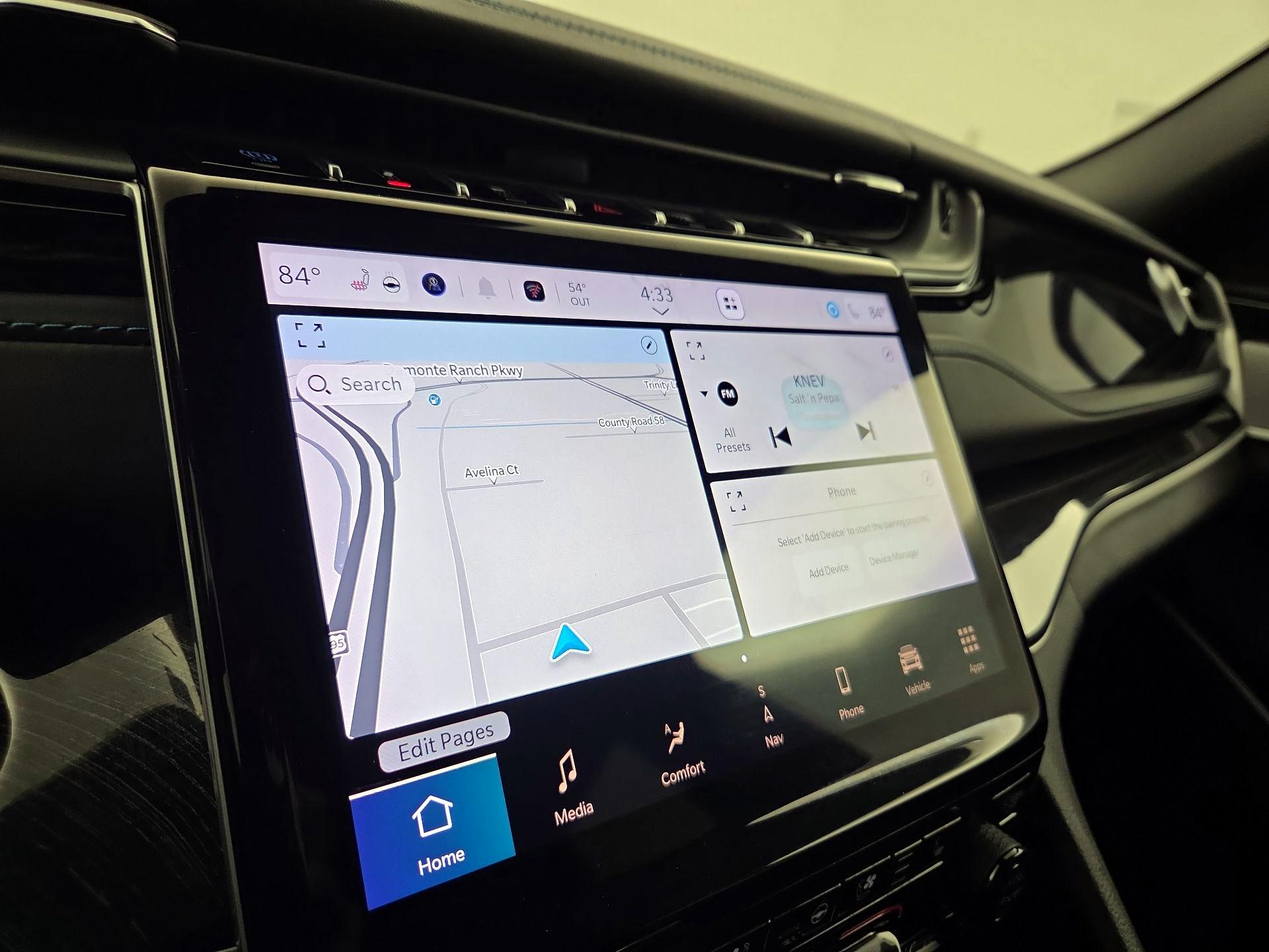 Thumbnail: 2022 Jeep Grand Cherokee - 15