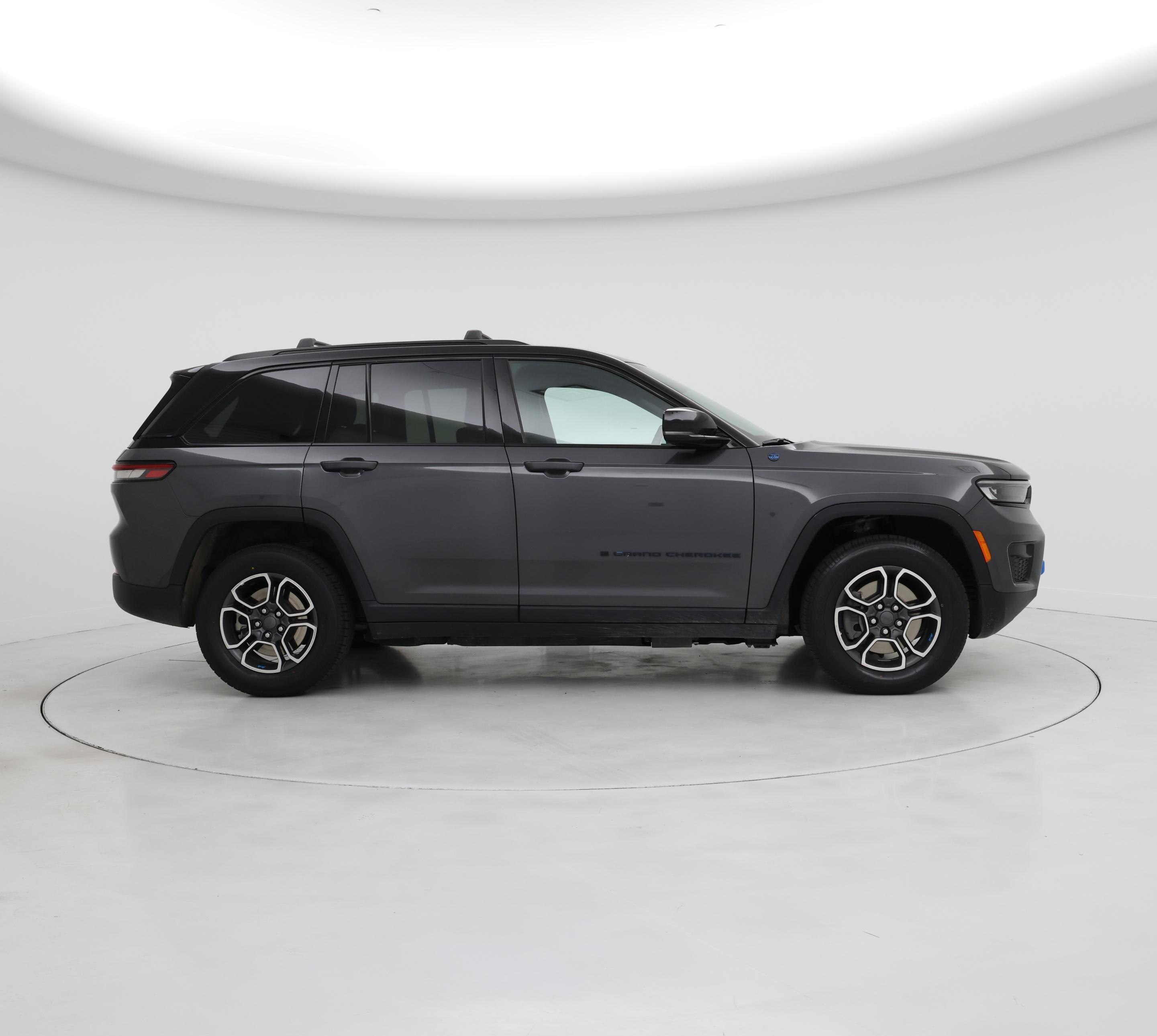 Thumbnail: 2022 Jeep Grand Cherokee - 7