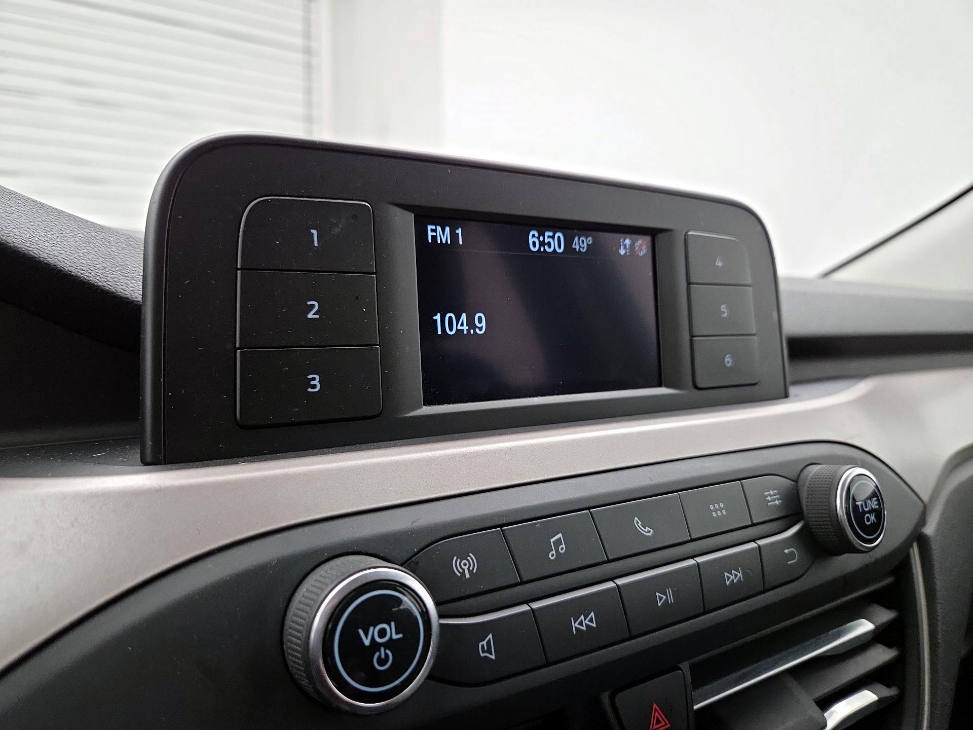 Thumbnail: 2022 Ford Escape - 15