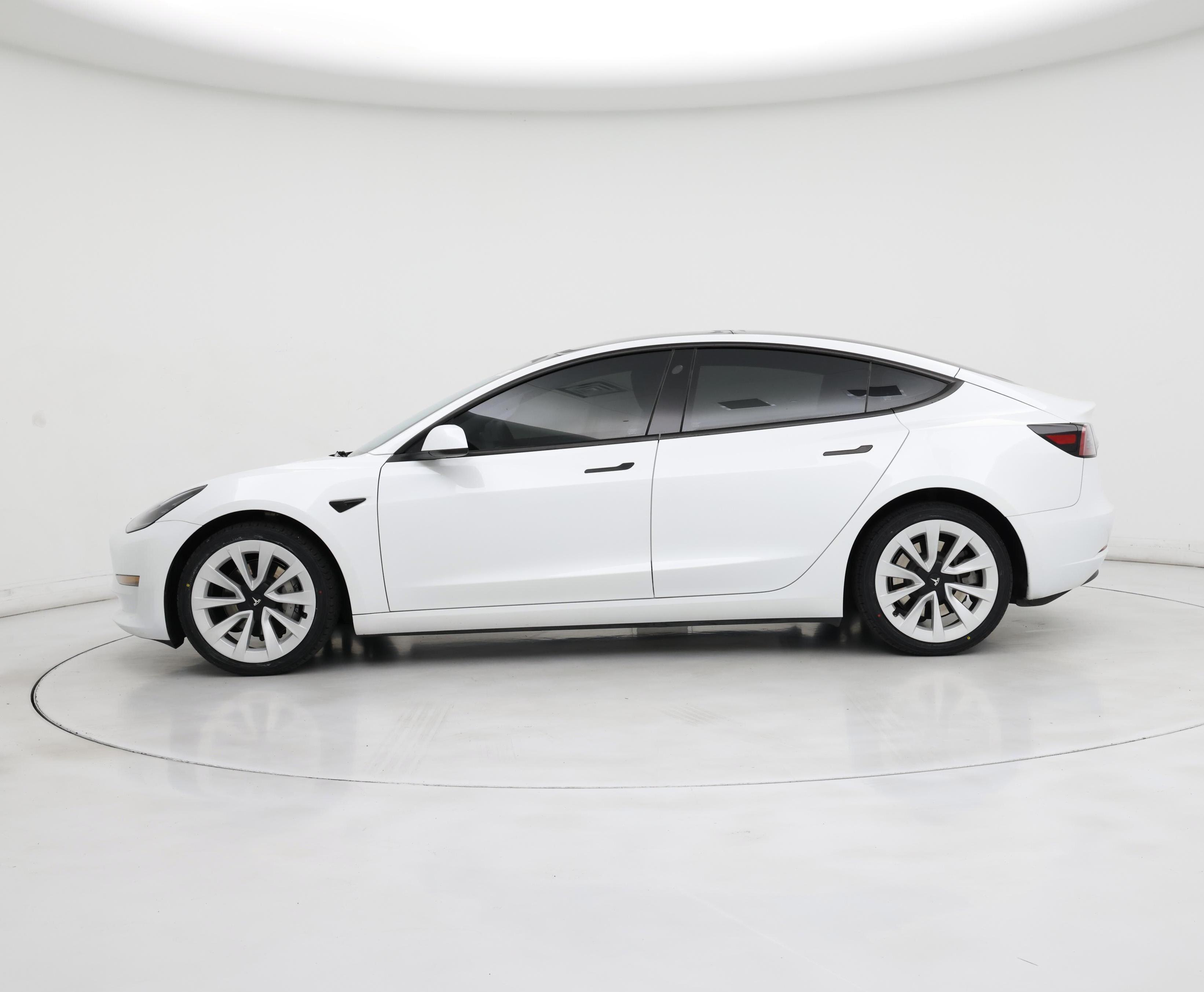 Thumbnail: 2023 Tesla Model 3 - 3
