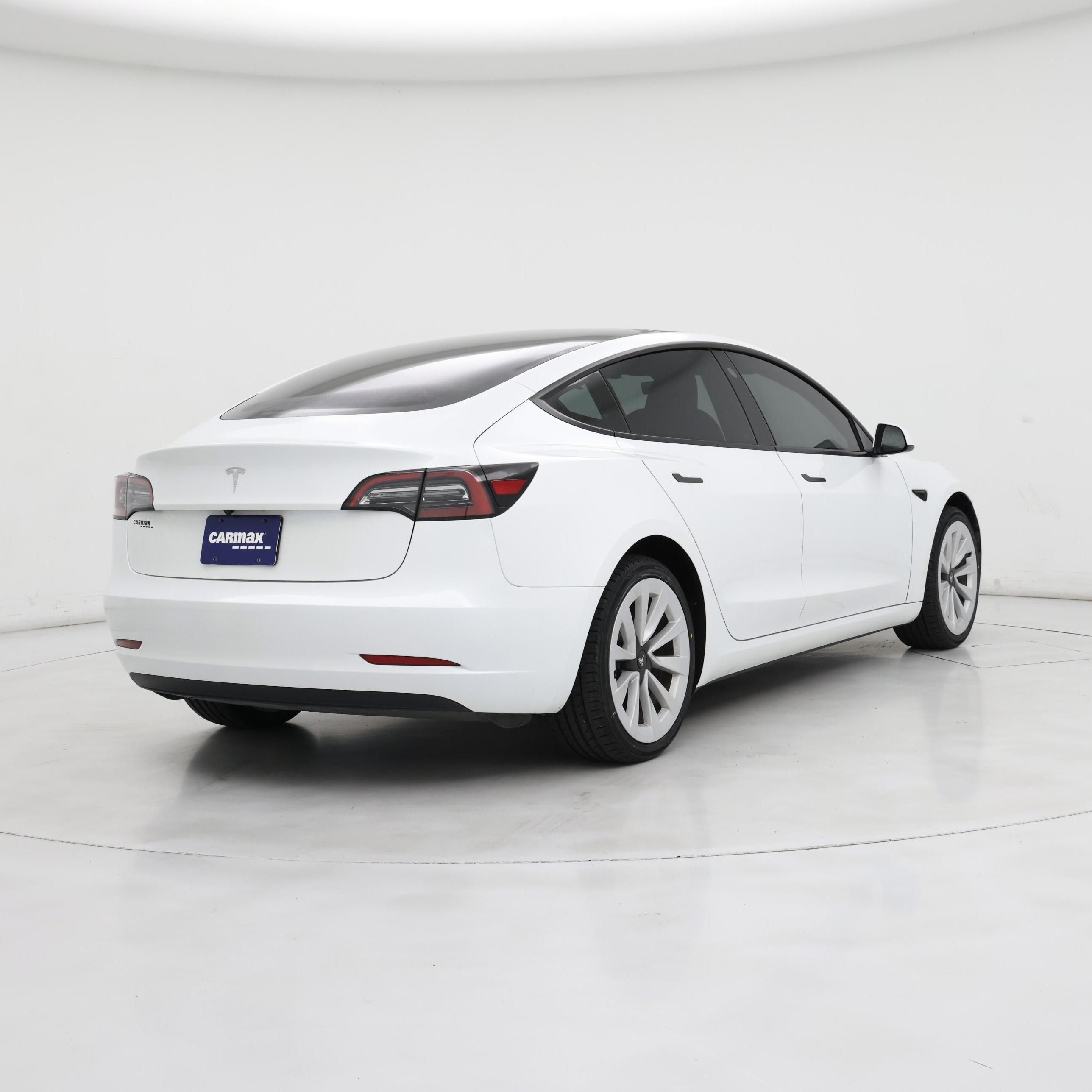 Thumbnail: 2023 Tesla Model 3 - 8