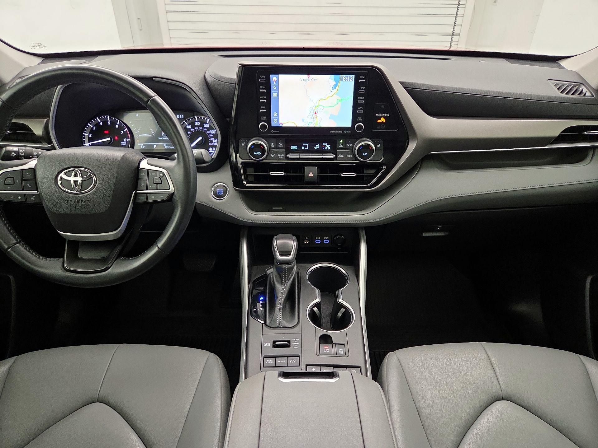 Thumbnail: 2022 Toyota Highlander - 9