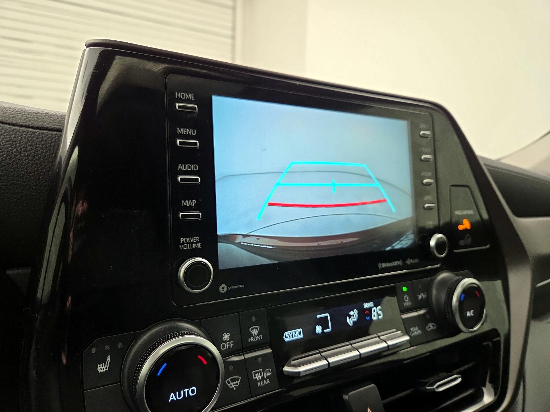 Thumbnail: 2022 Toyota Highlander - 15