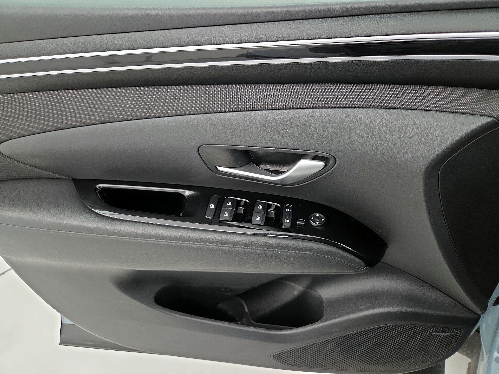 Thumbnail: 2023 Hyundai Santa Cruz - 12