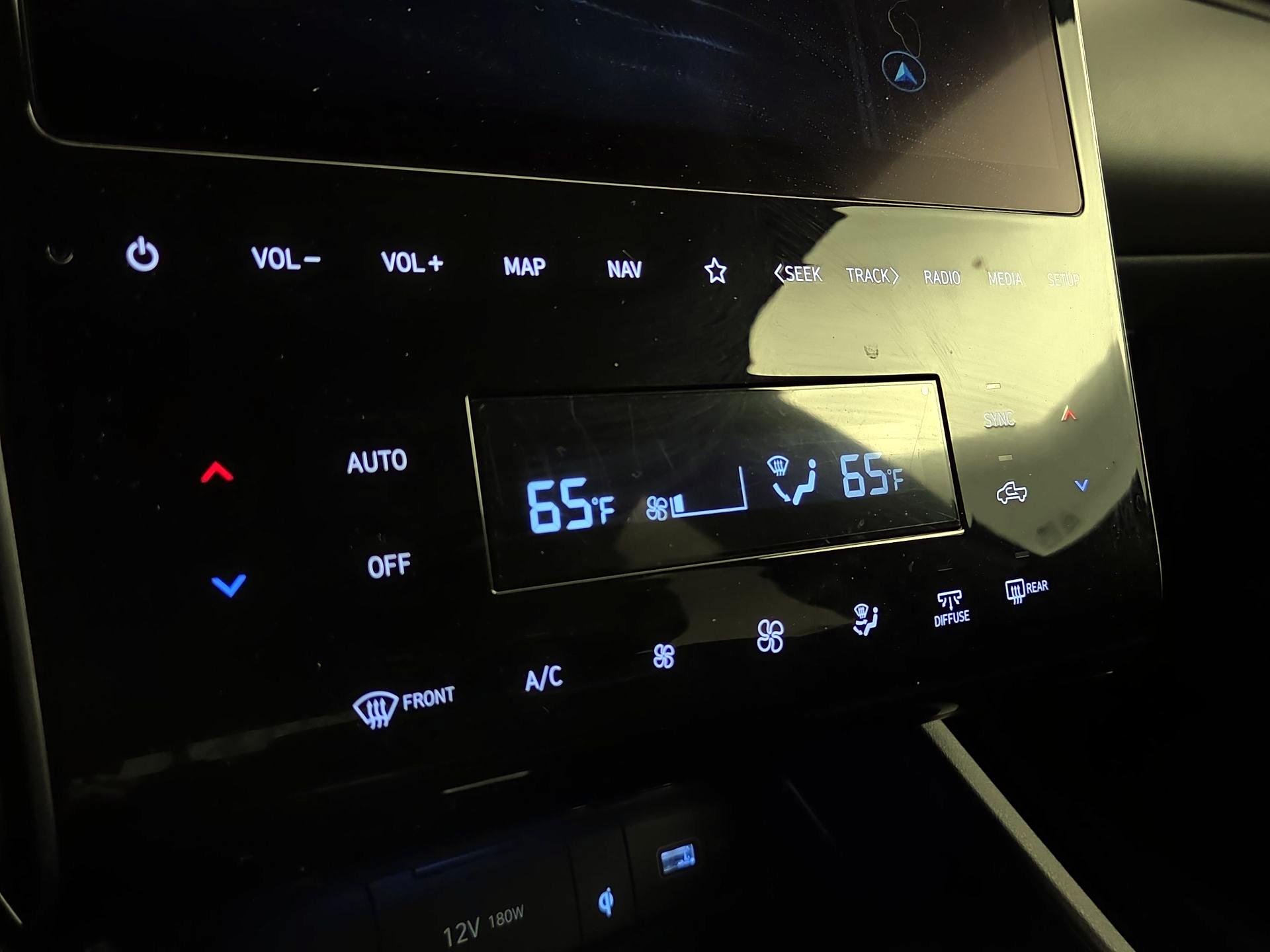 Thumbnail: 2023 Hyundai Santa Cruz - 16