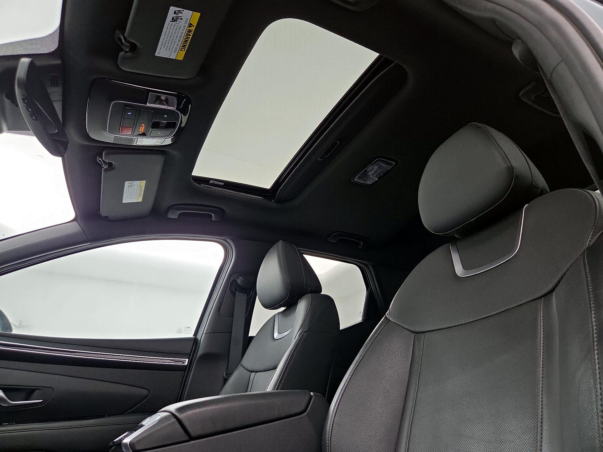 Thumbnail: 2023 Hyundai Santa Cruz - 18