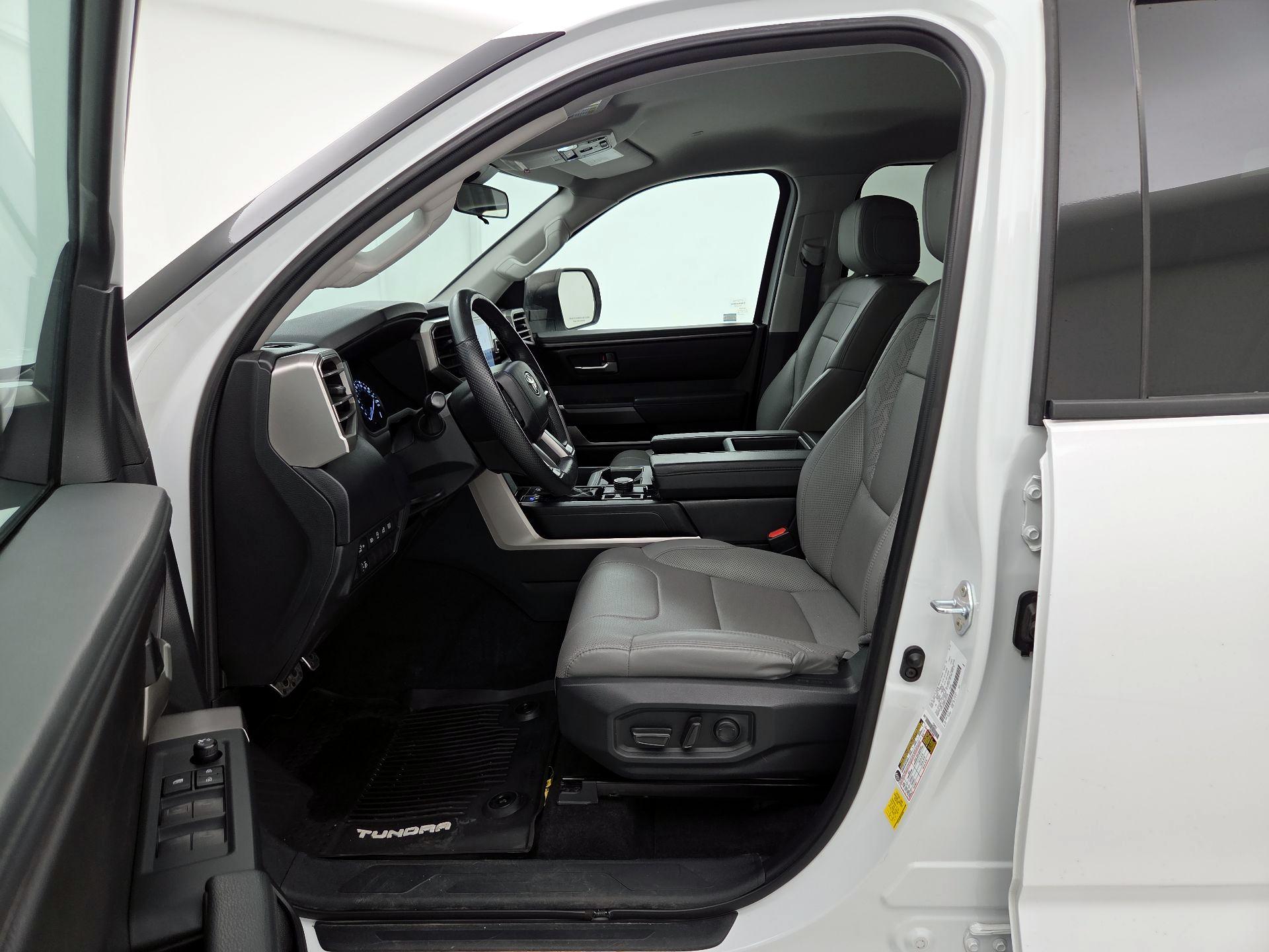 Thumbnail: 2023 Toyota Tundra - 11