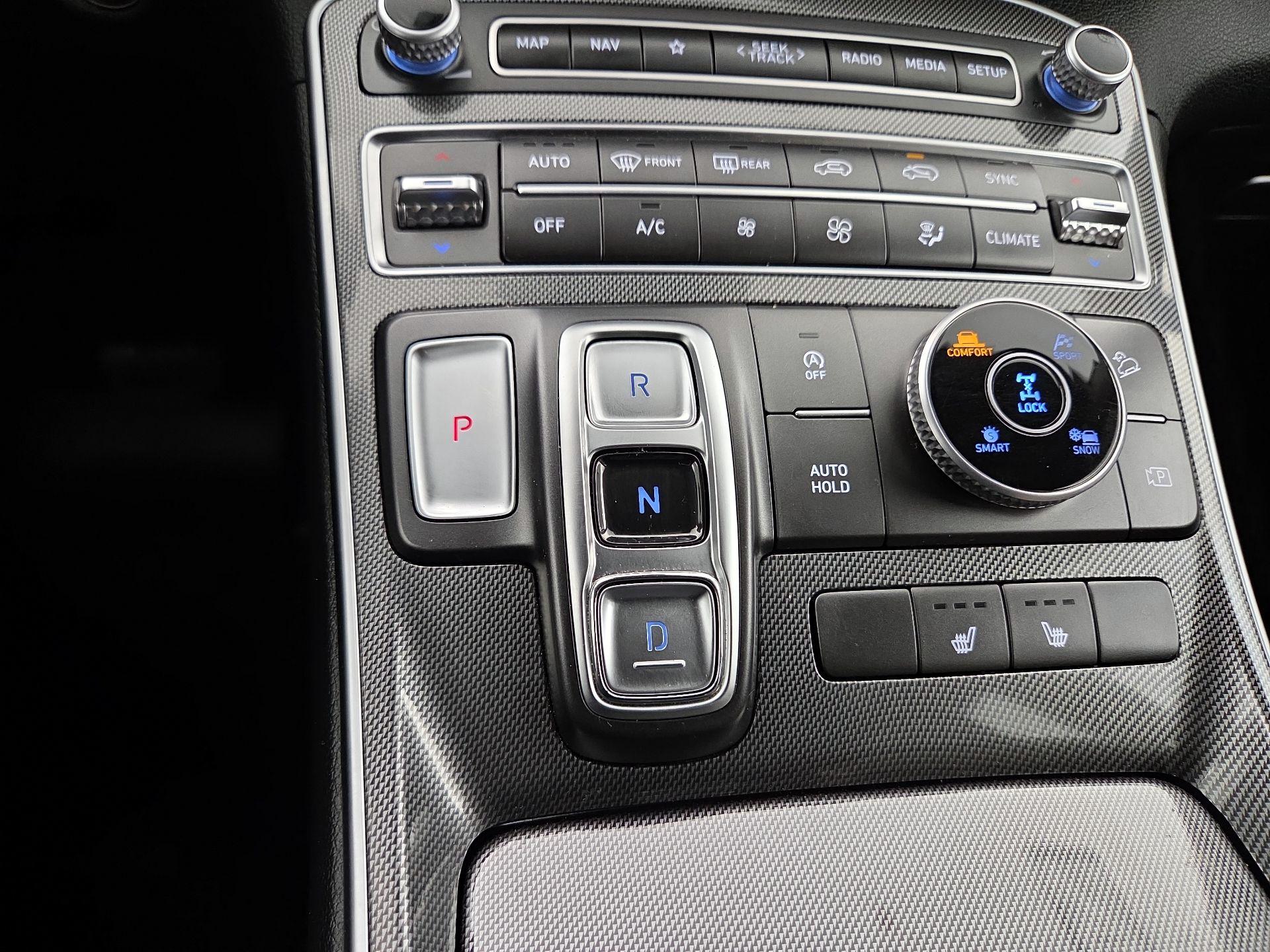 Thumbnail: 2023 Hyundai Santa Fe - 18