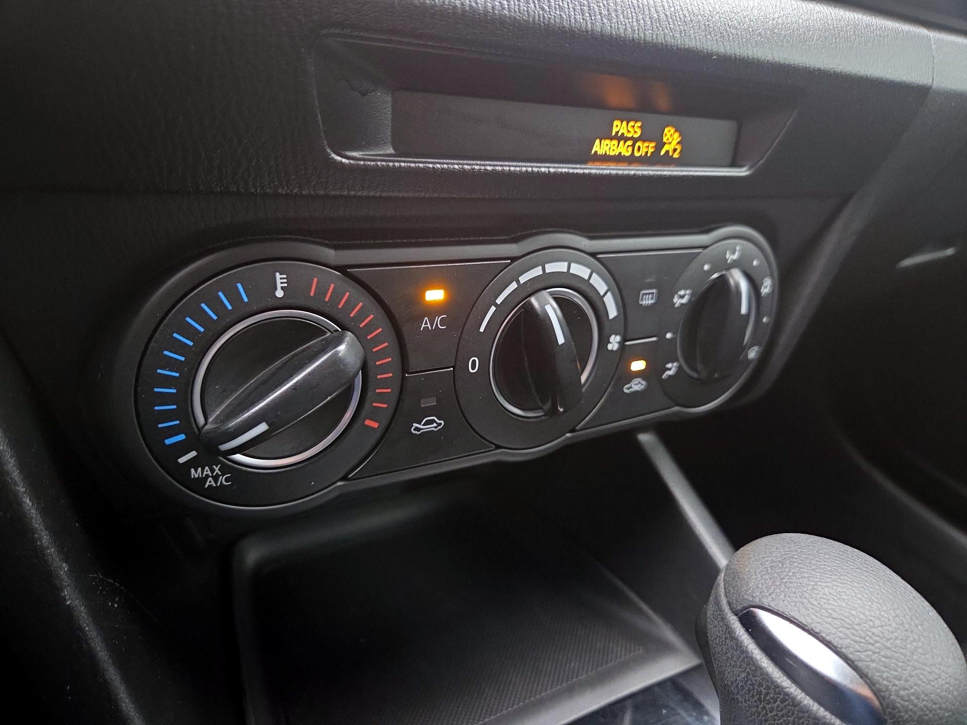 Thumbnail: 2016 Mazda Mazda3 - 16