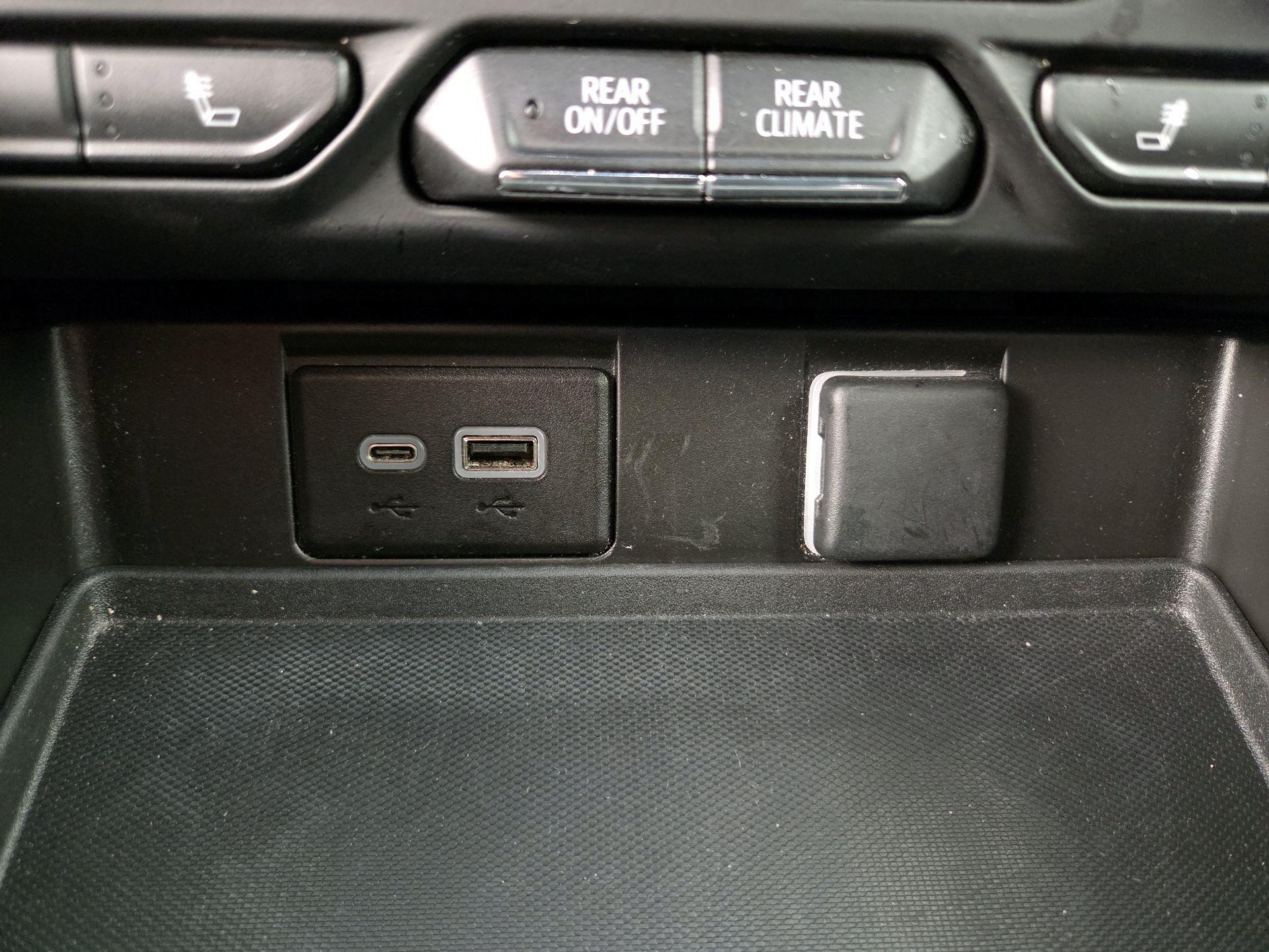 Thumbnail: 2023 Chevrolet Tahoe - 18