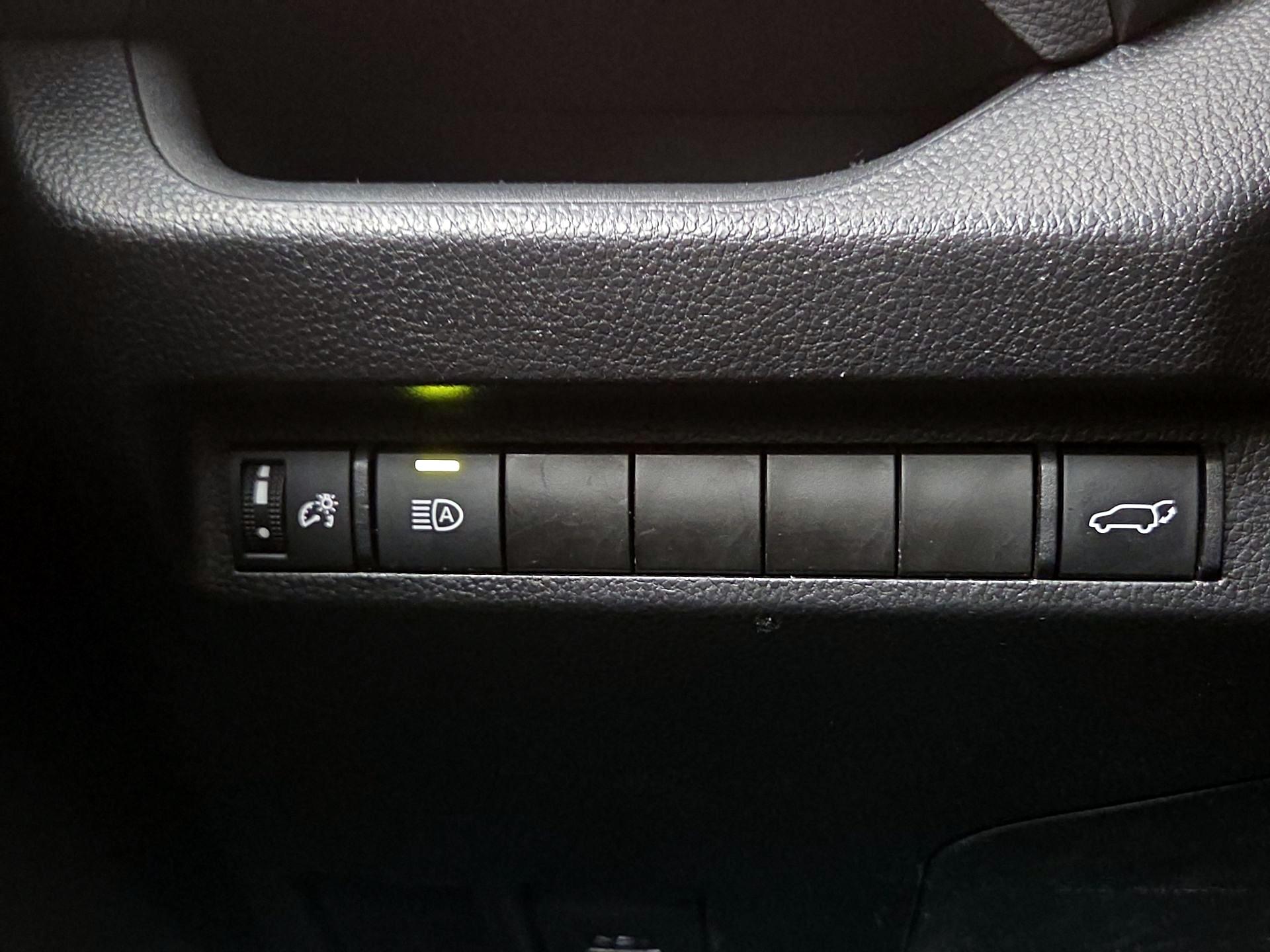 Thumbnail: 2024 Toyota RAV4 - 13