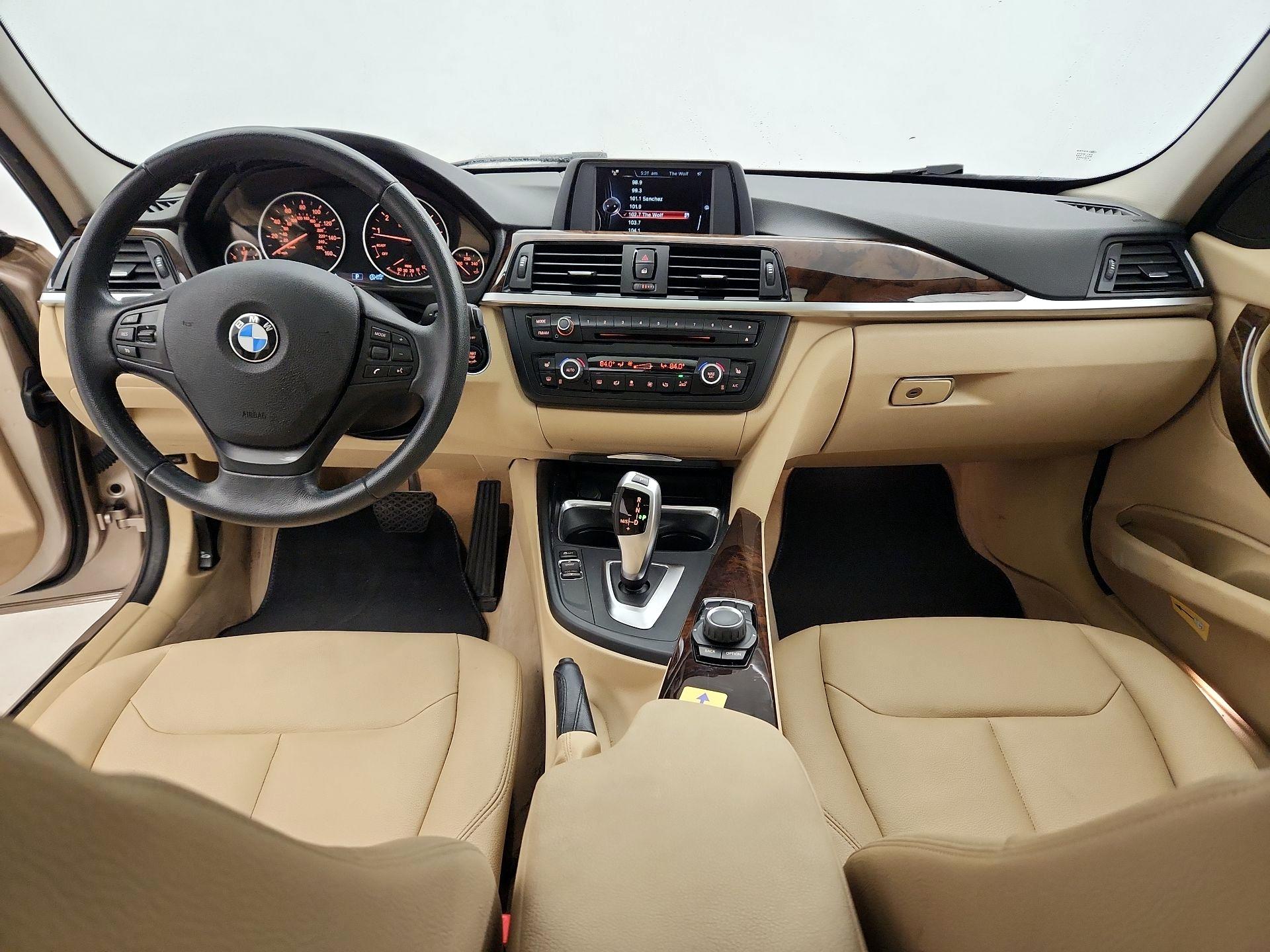 Thumbnail: 2015 BMW 3 Series - 9