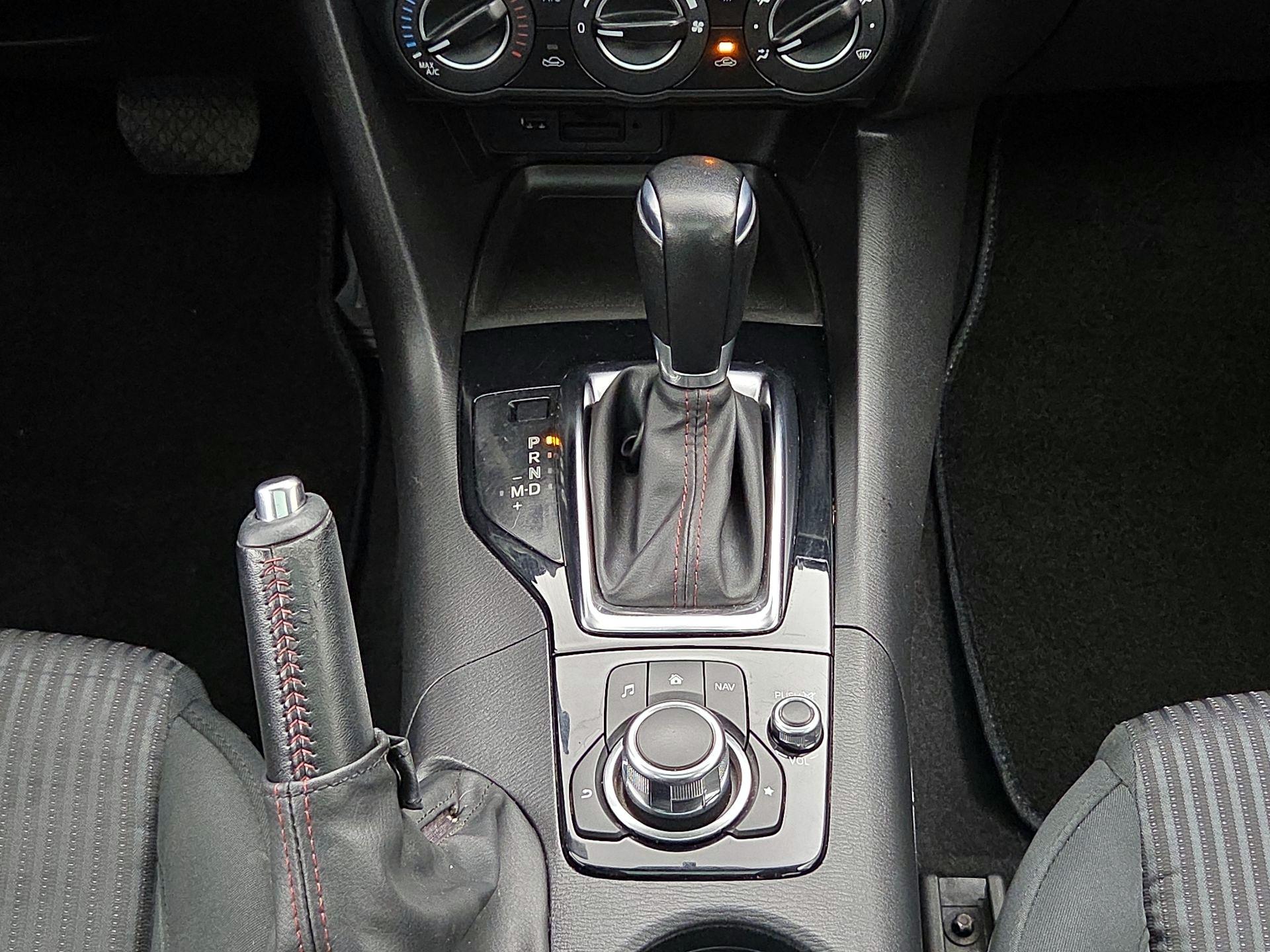 Thumbnail: 2016 Mazda Mazda3 - 17