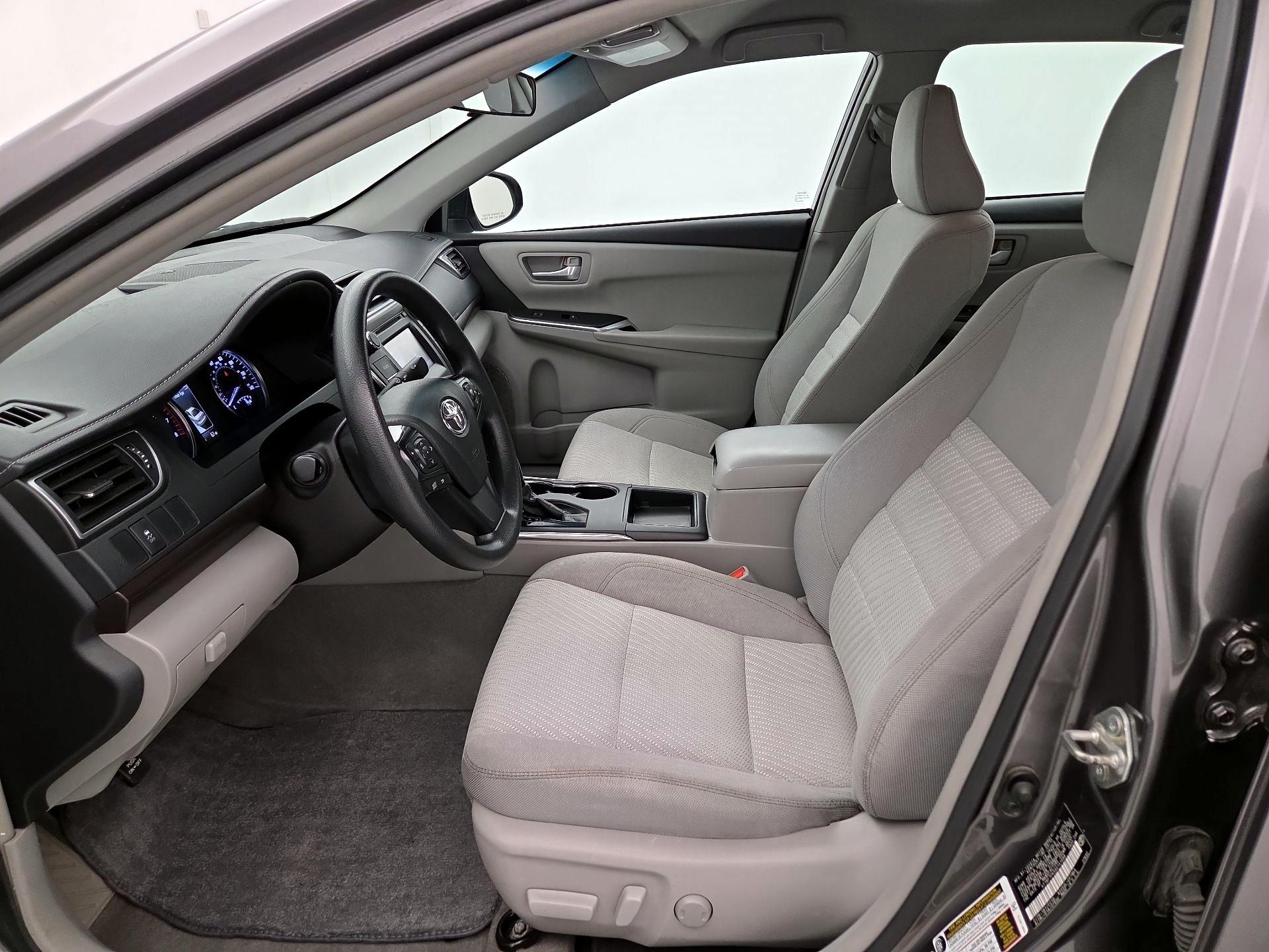 Thumbnail: 2016 Toyota Camry - 11