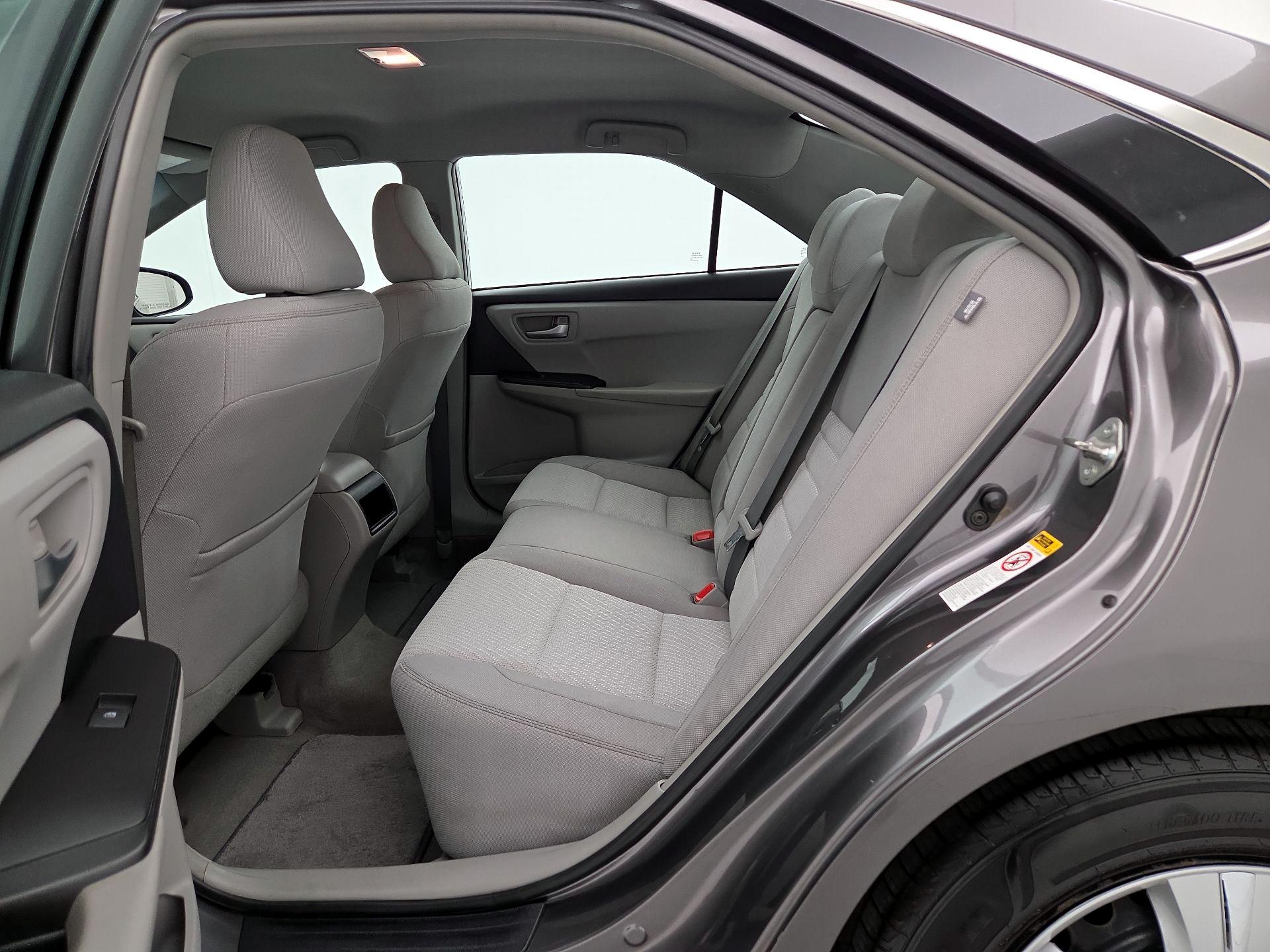 Thumbnail: 2016 Toyota Camry - 19