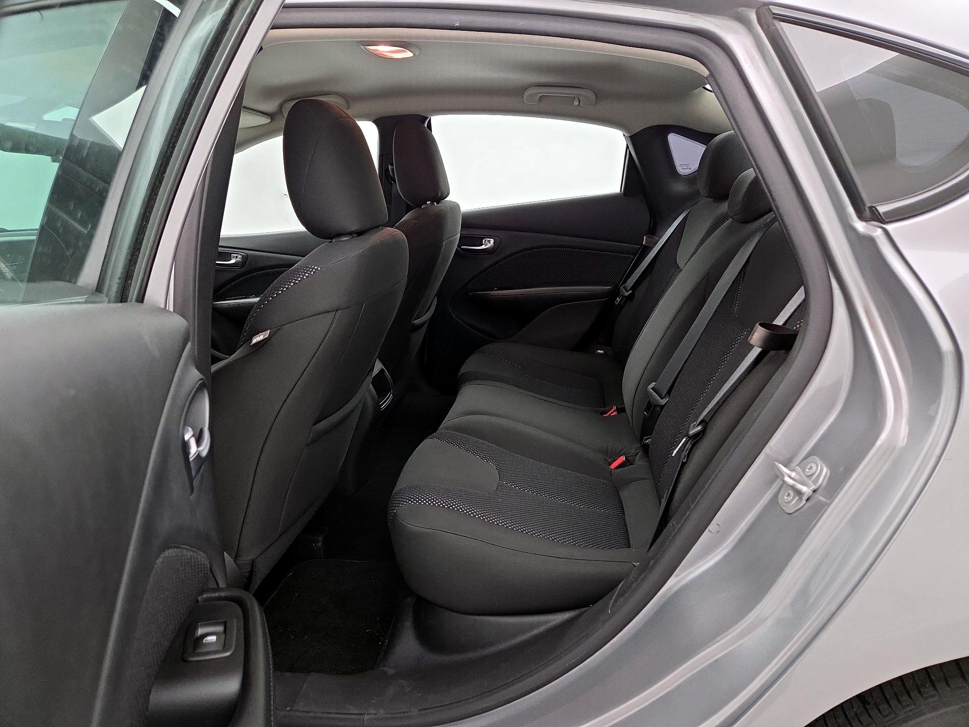 Thumbnail: 2016 Dodge Dart - 18