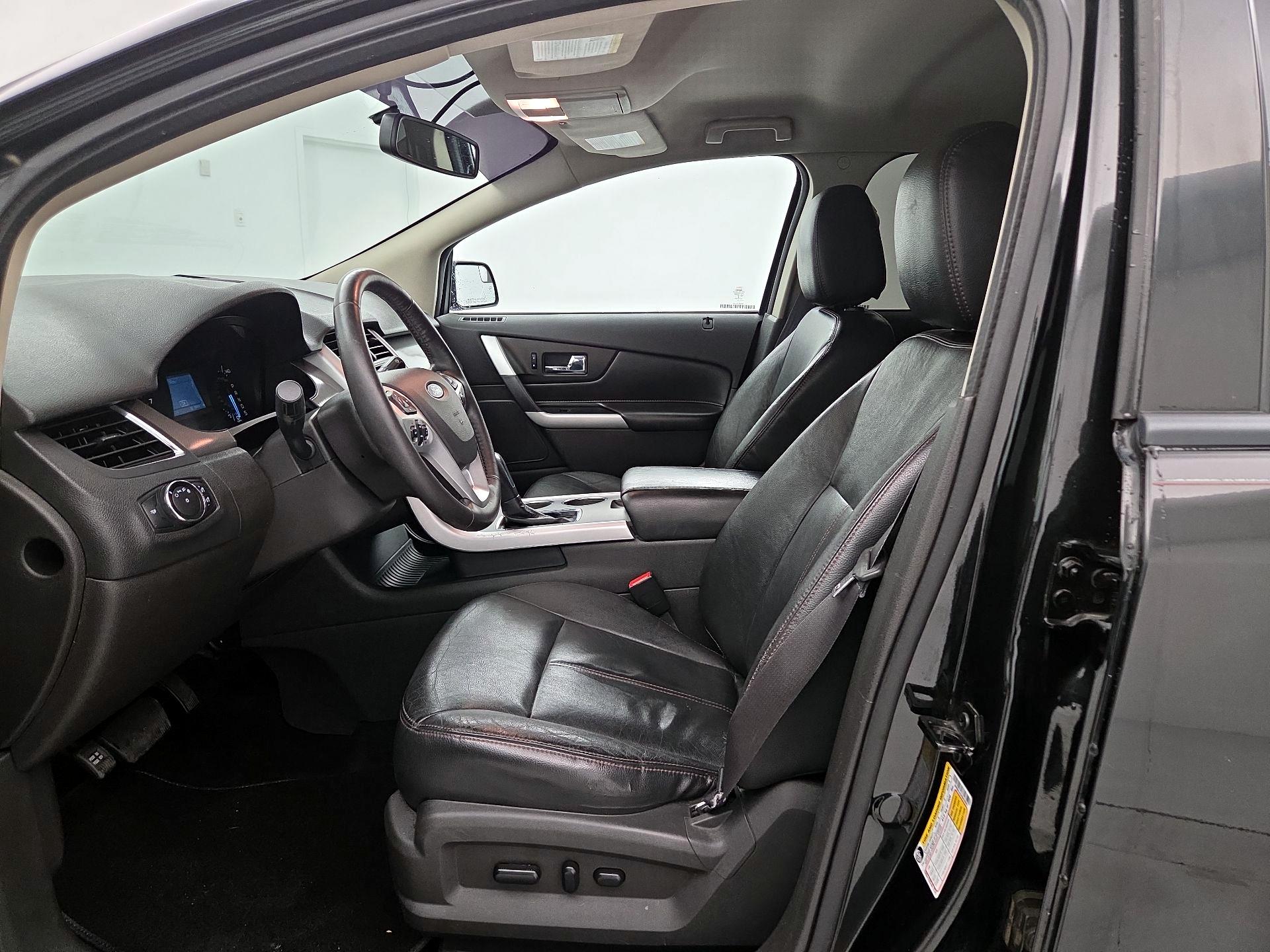 Thumbnail: 2014 Ford Edge - 11