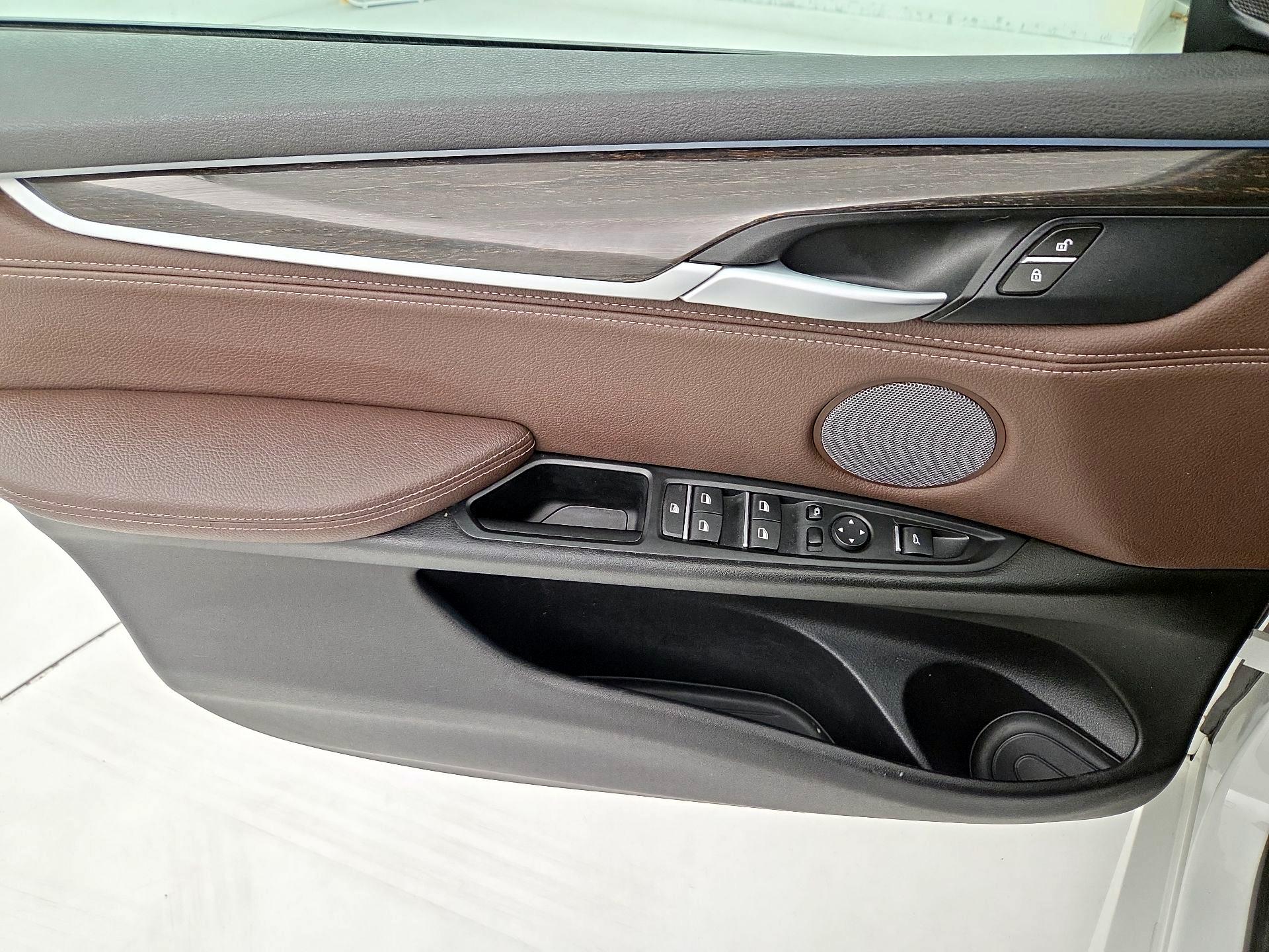 Thumbnail: 2017 BMW X5 - 12