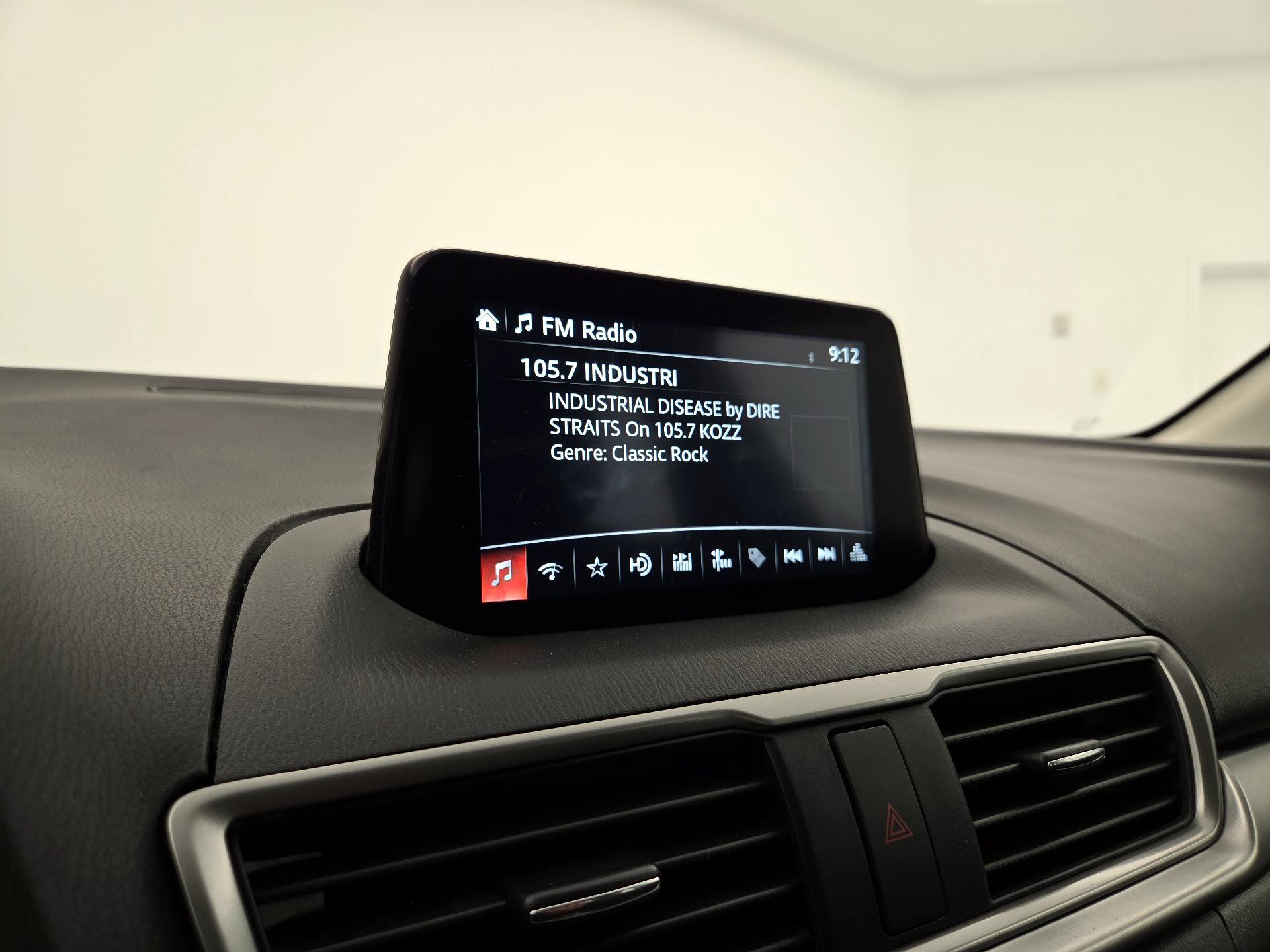 Thumbnail: 2017 Mazda Mazda3 - 15