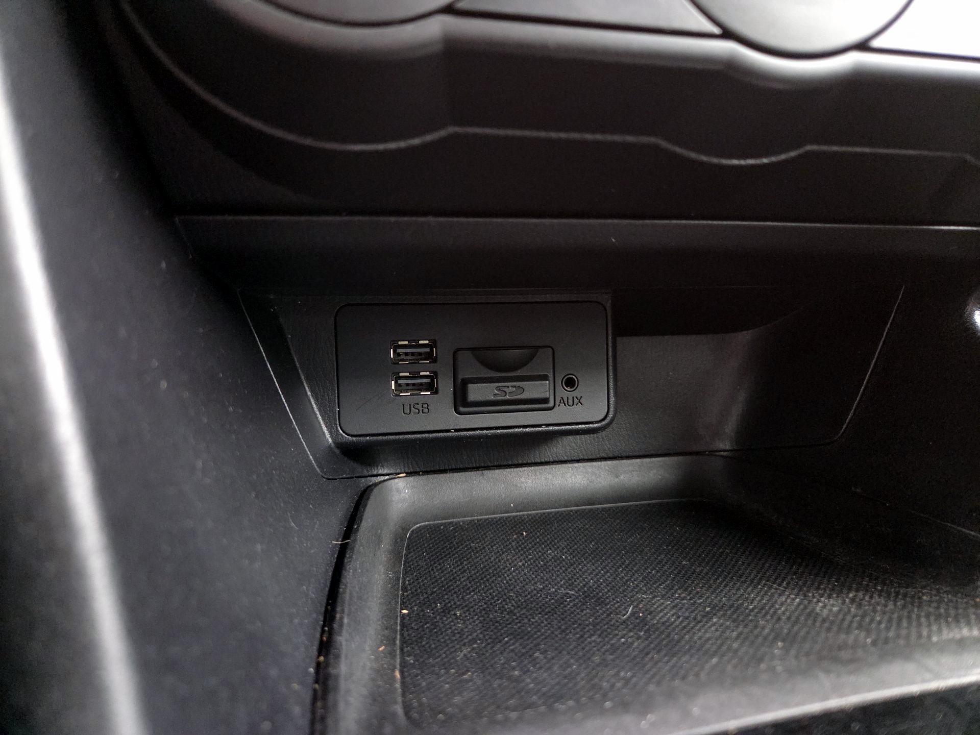 Thumbnail: 2017 Mazda Mazda3 - 18