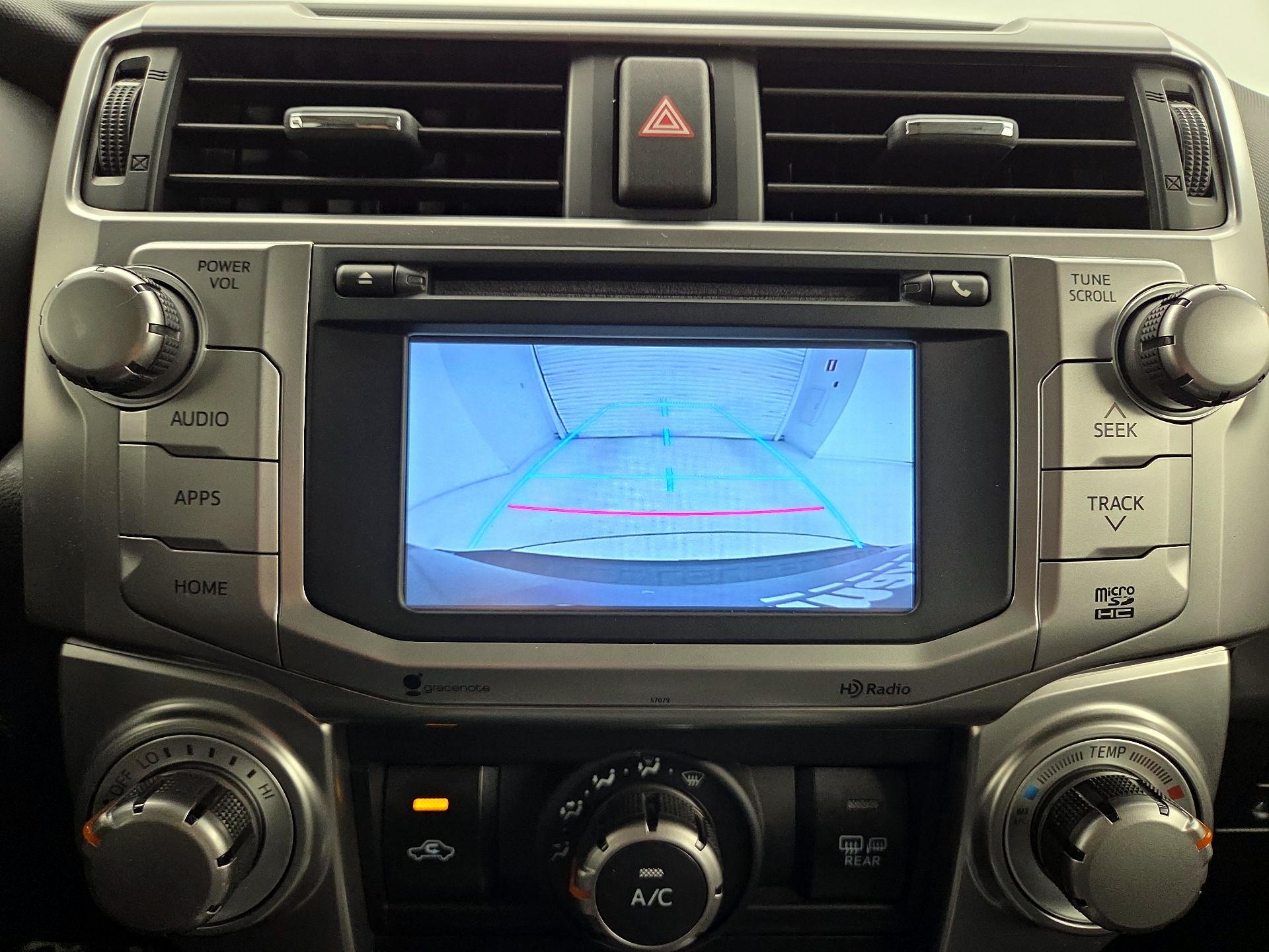 Thumbnail: 2014 Toyota 4Runner - 15