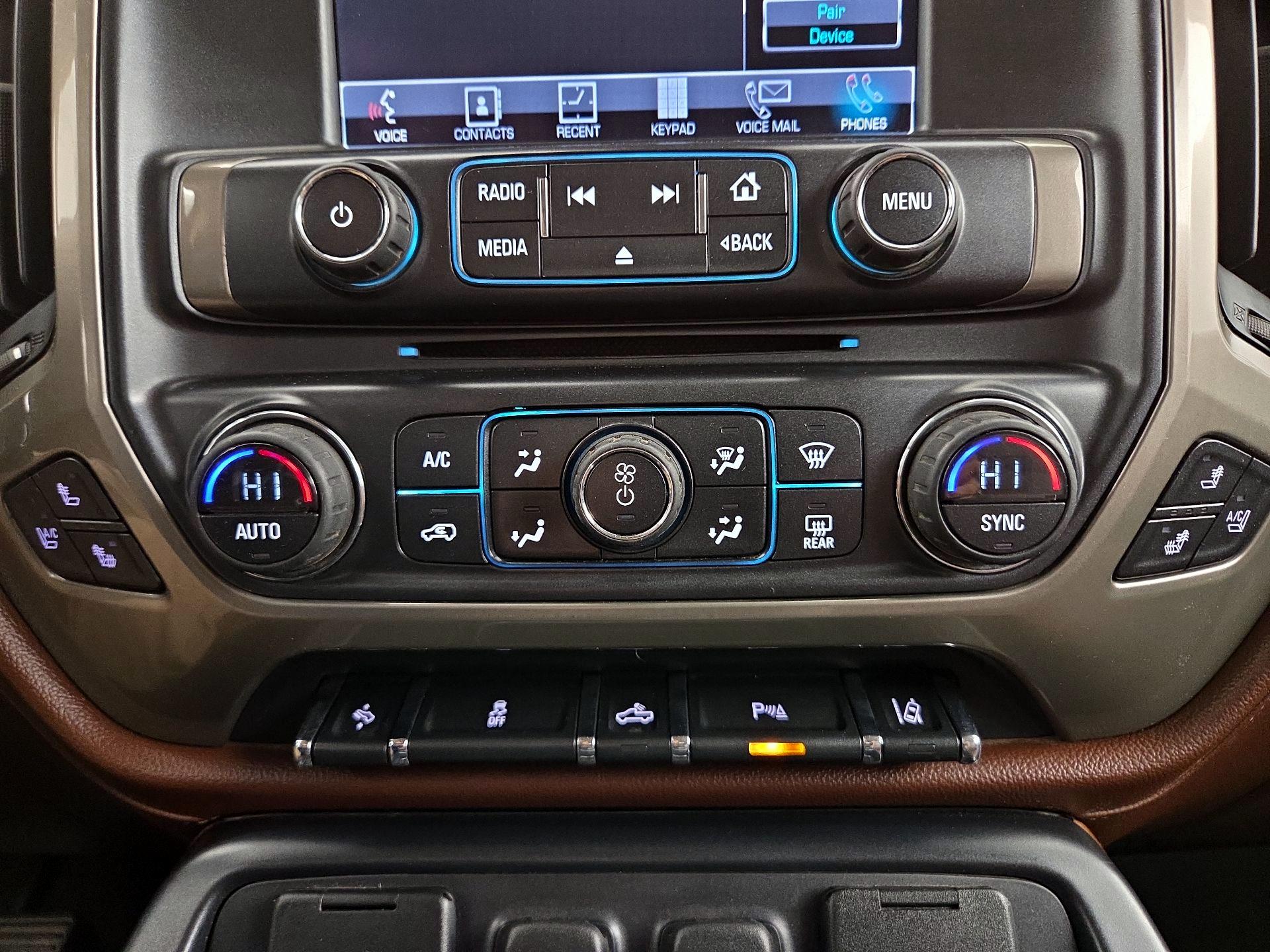 Thumbnail: 2015 Chevrolet Silverado 2500 - 17