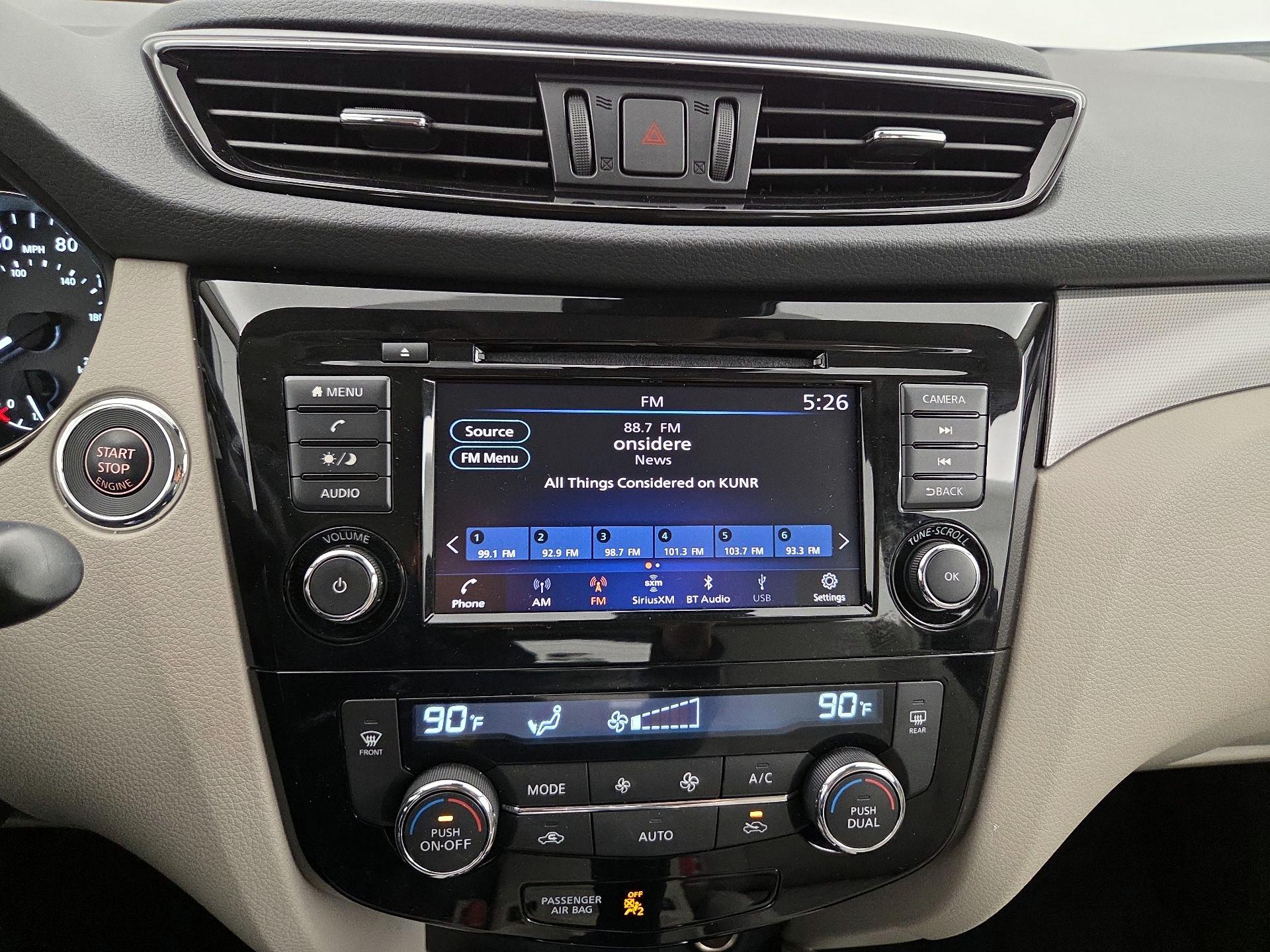 Thumbnail: 2020 Nissan Rogue Sport - 15