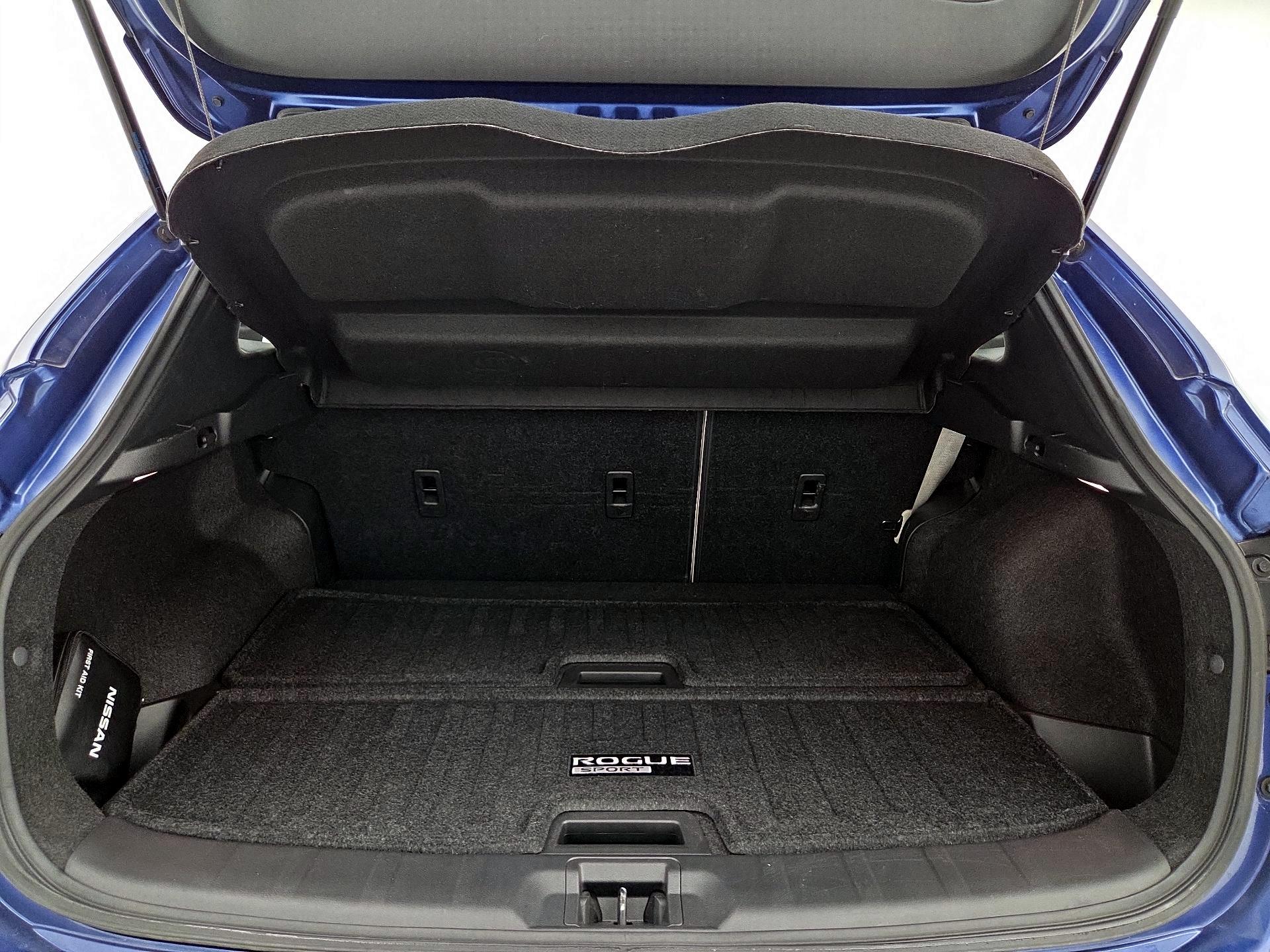 Thumbnail: 2020 Nissan Rogue Sport - 20