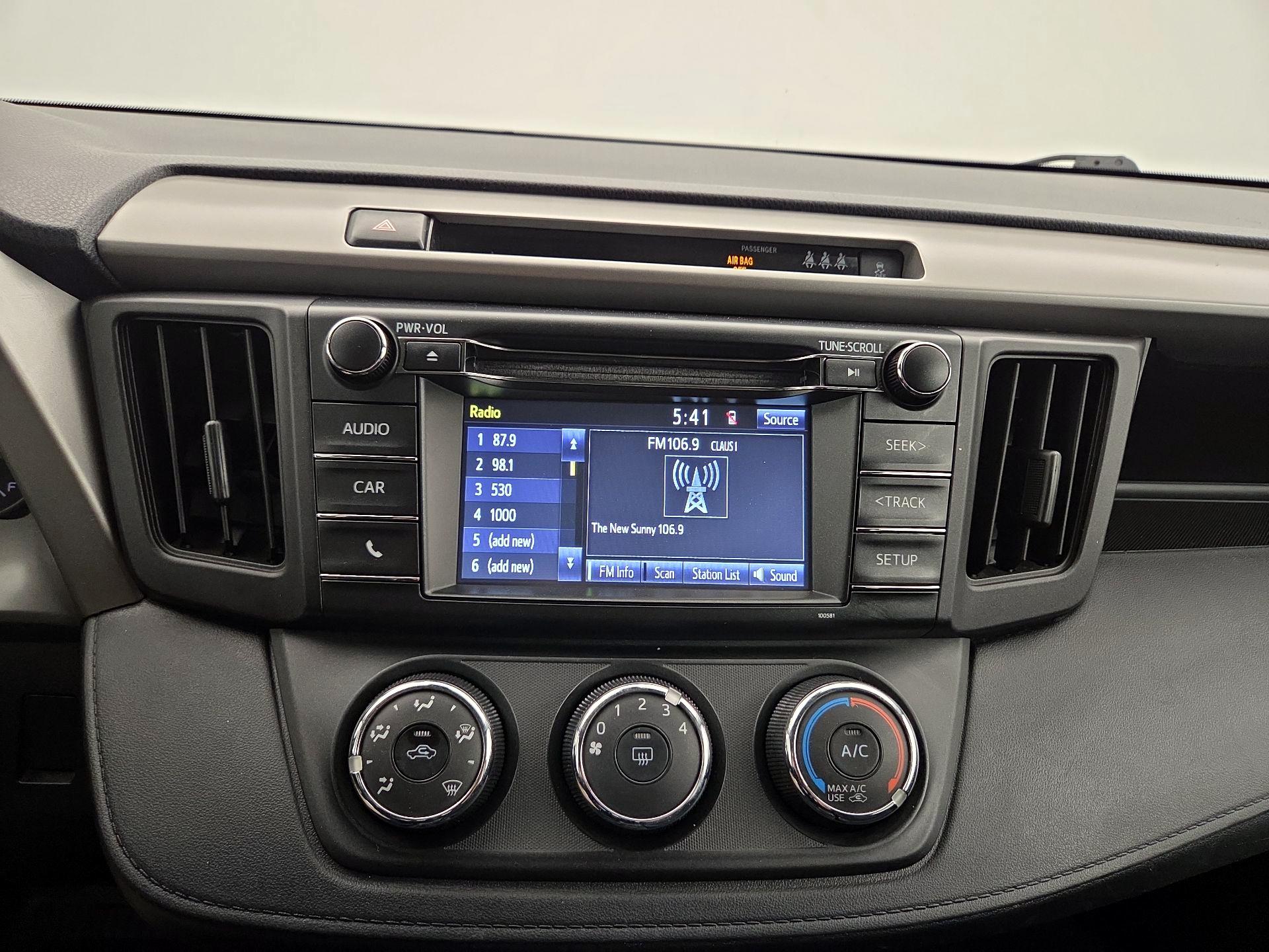 Thumbnail: 2017 Toyota RAV4 - 15