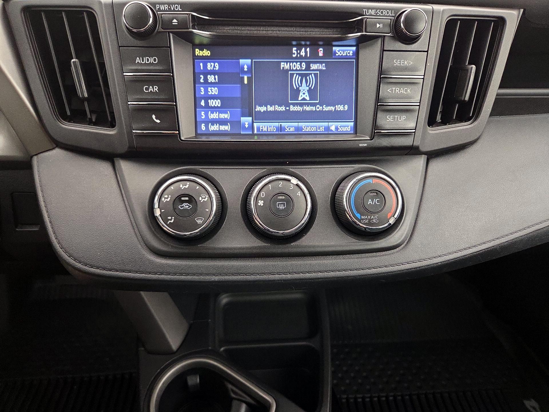 Thumbnail: 2017 Toyota RAV4 - 16