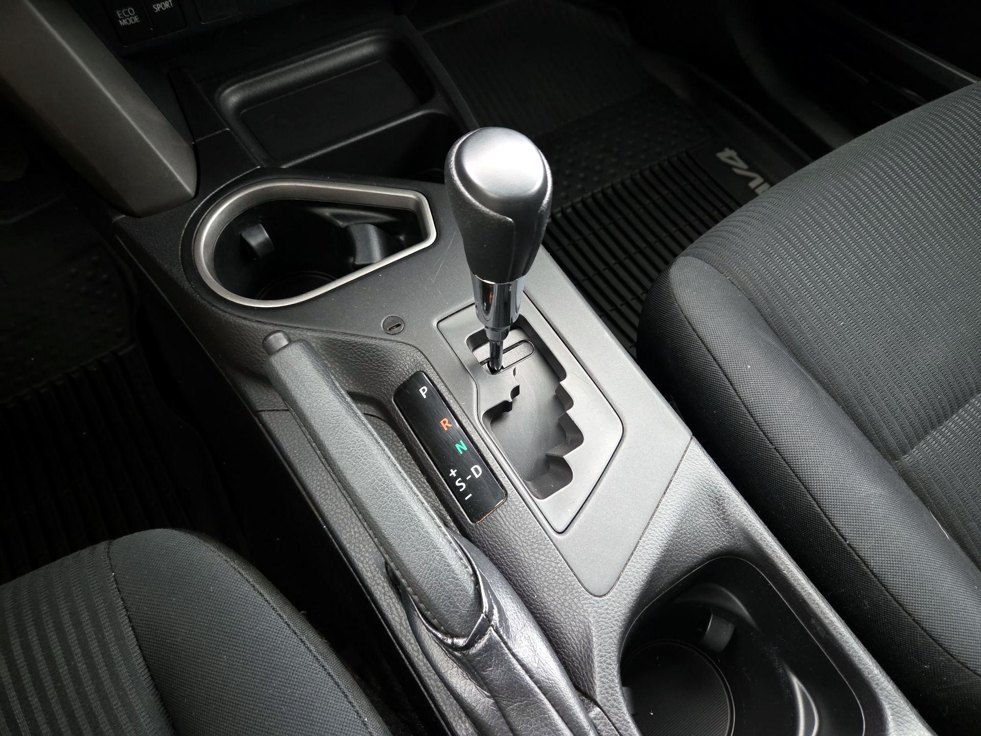 Thumbnail: 2017 Toyota RAV4 - 17