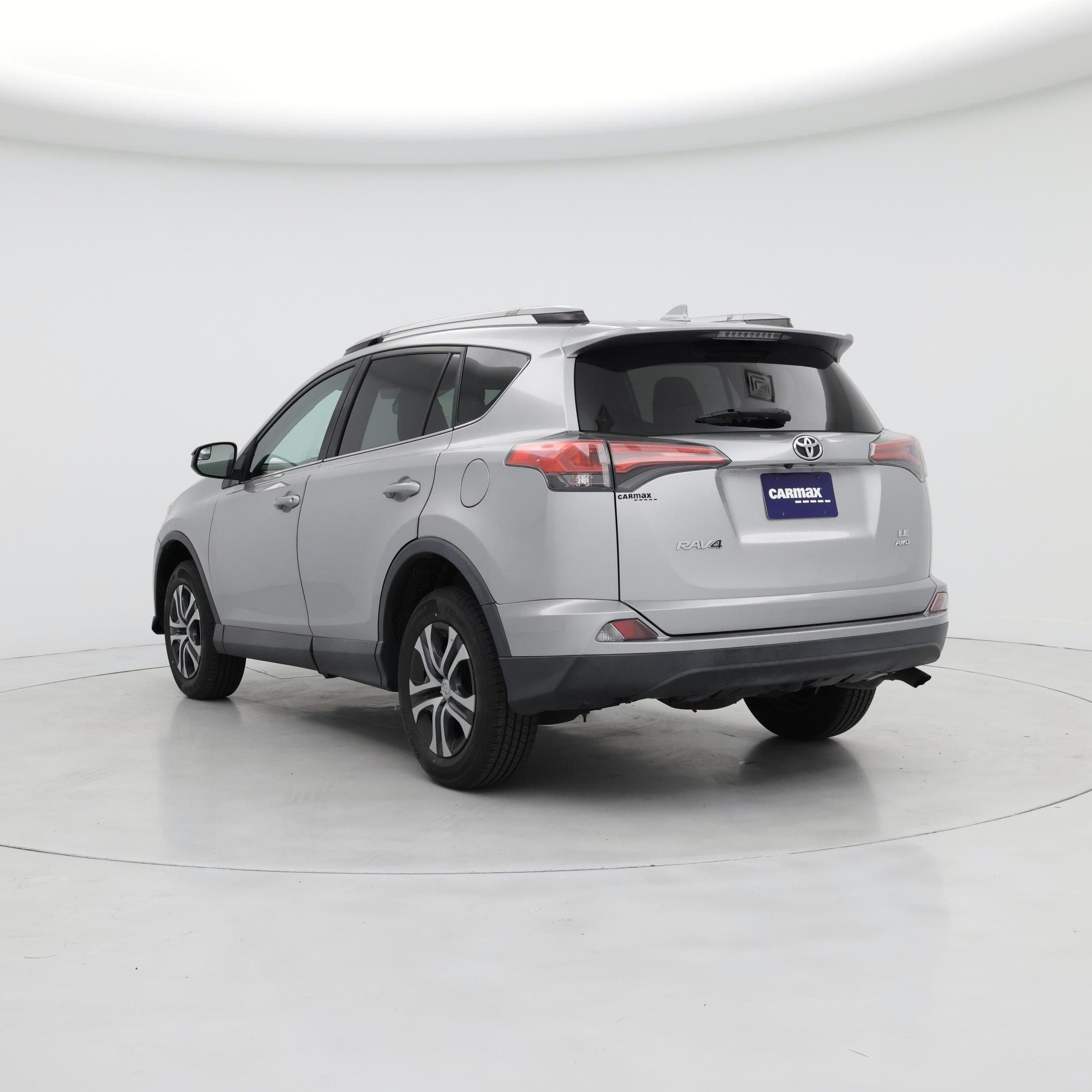 Thumbnail: 2017 Toyota RAV4 - 2