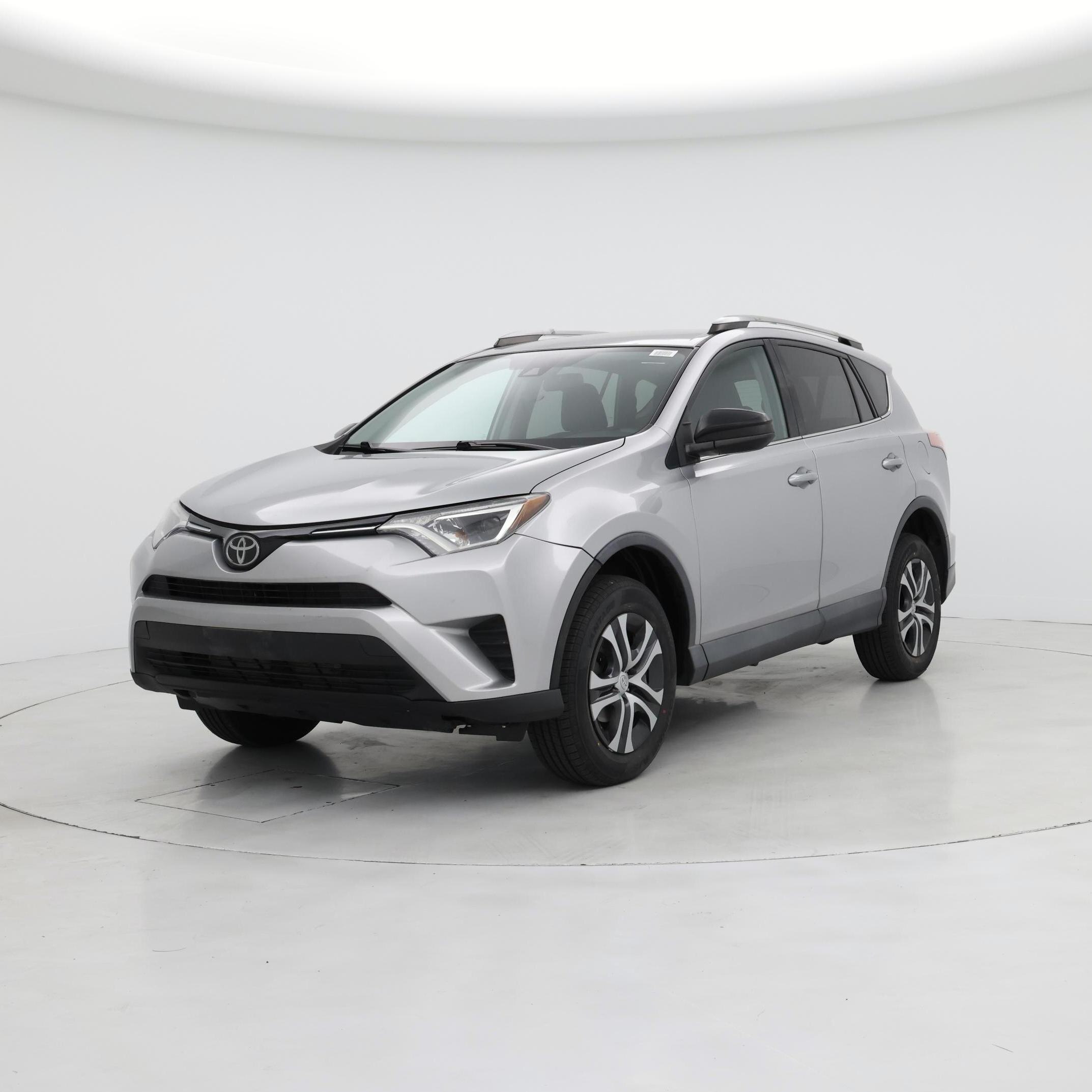 Thumbnail: 2017 Toyota RAV4 - 4