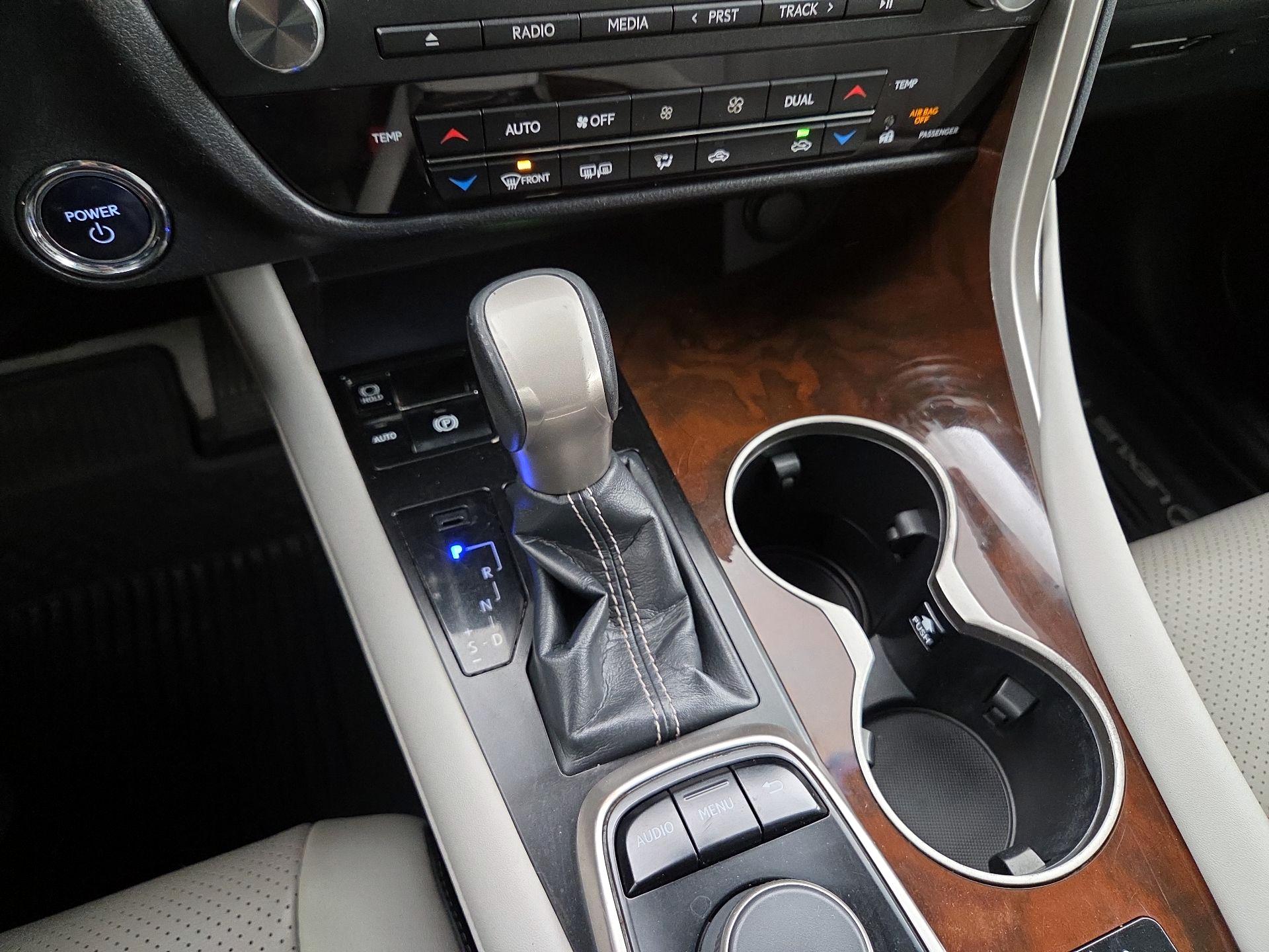 Thumbnail: 2018 Lexus RX - 17