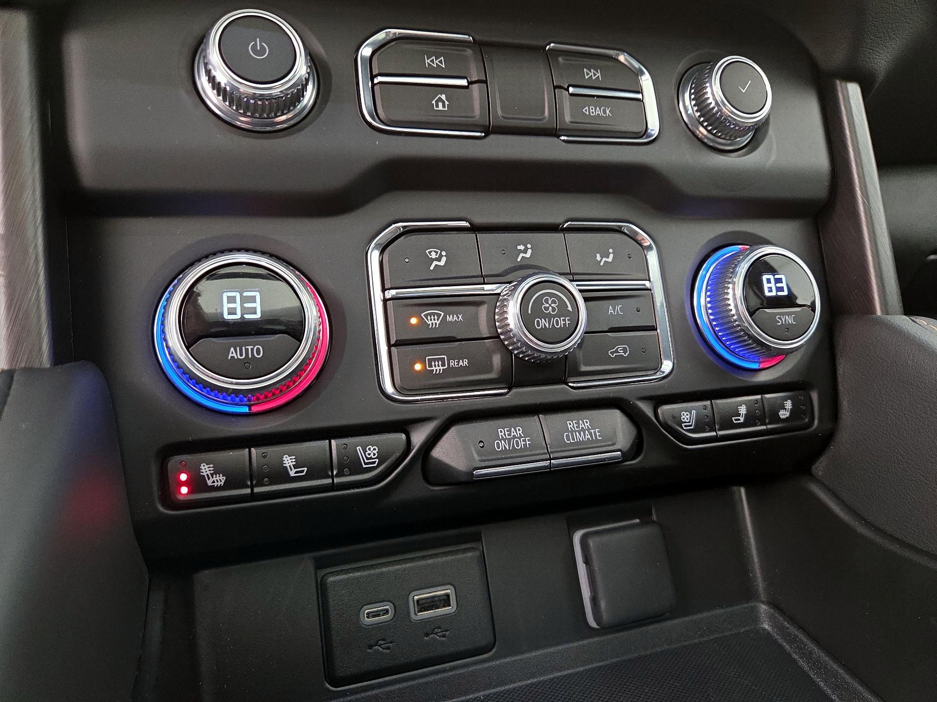 Thumbnail: 2024 GMC Yukon - 17