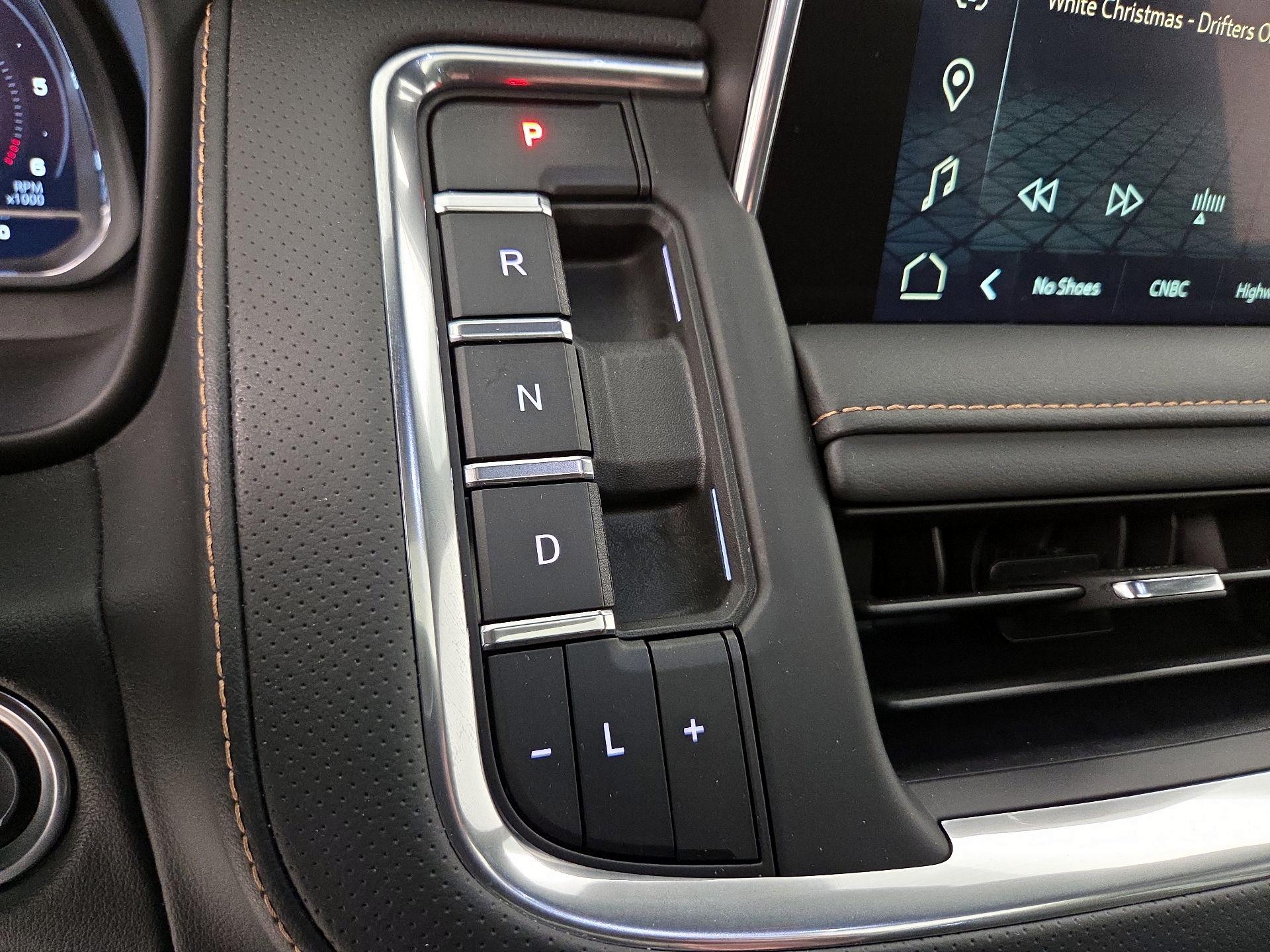 Thumbnail: 2024 GMC Yukon - 18