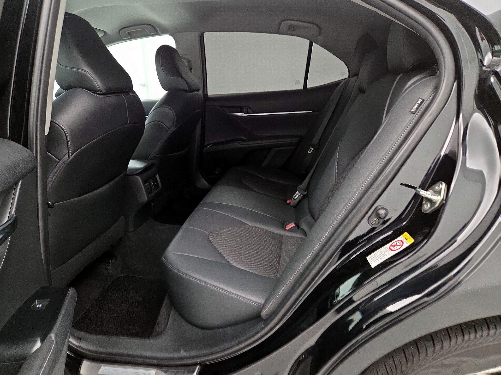 Thumbnail: 2018 Toyota Camry - 19