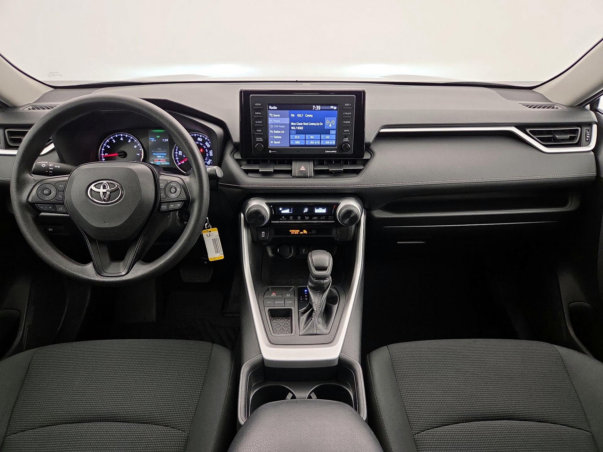 Thumbnail: 2021 Toyota RAV4 - 9