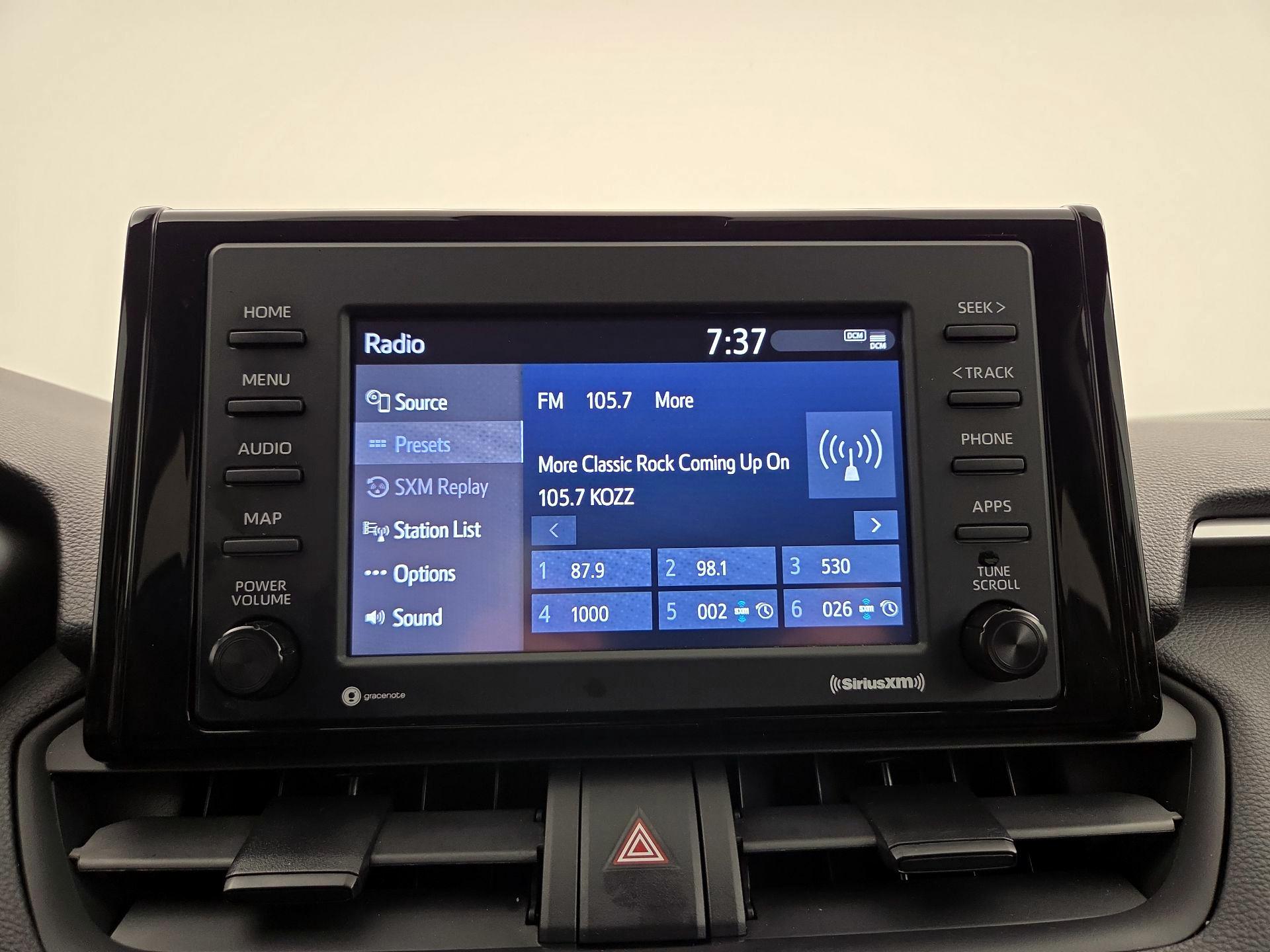 Thumbnail: 2021 Toyota RAV4 - 15