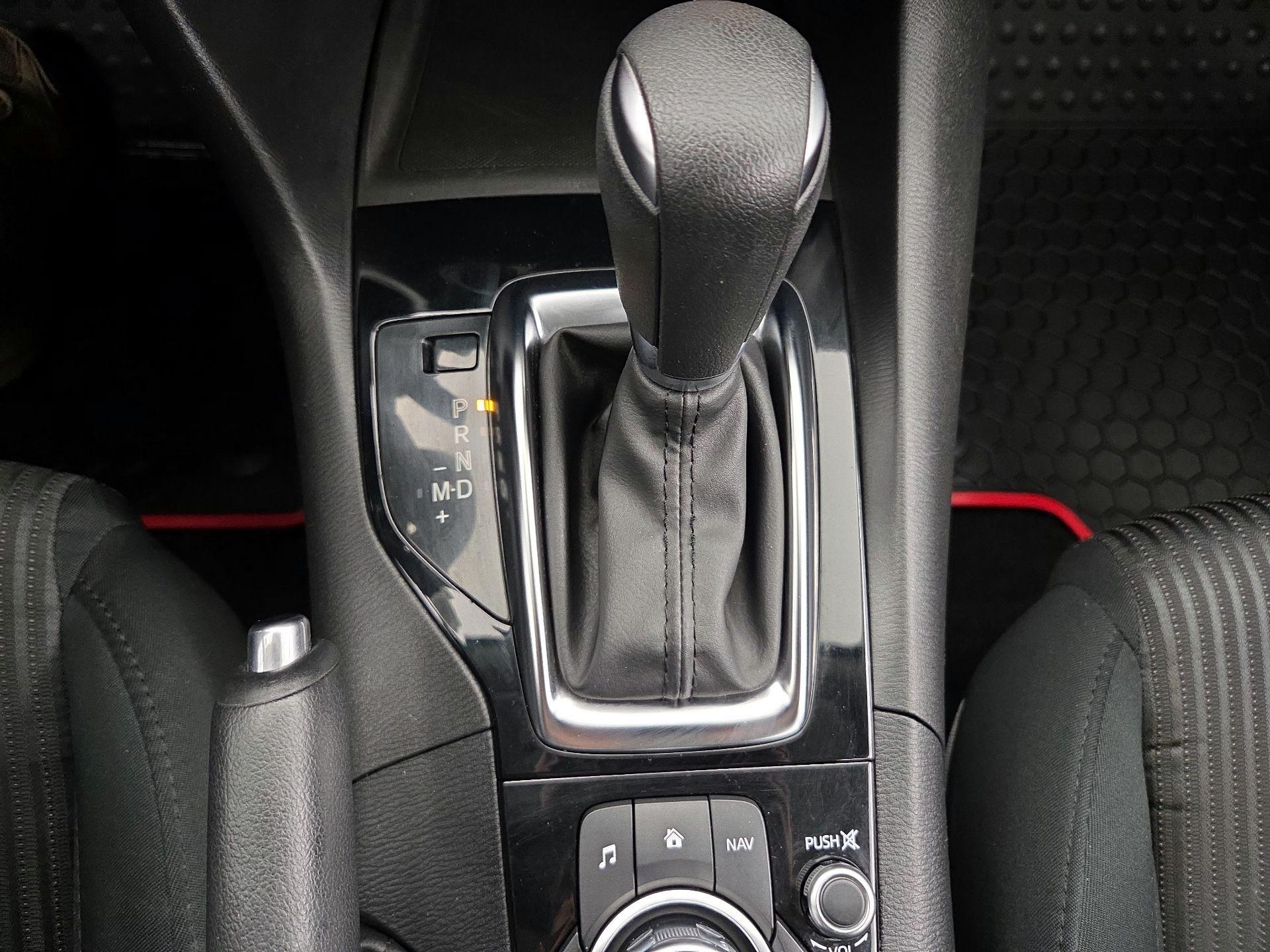 Thumbnail: 2016 Mazda Mazda3 - 17