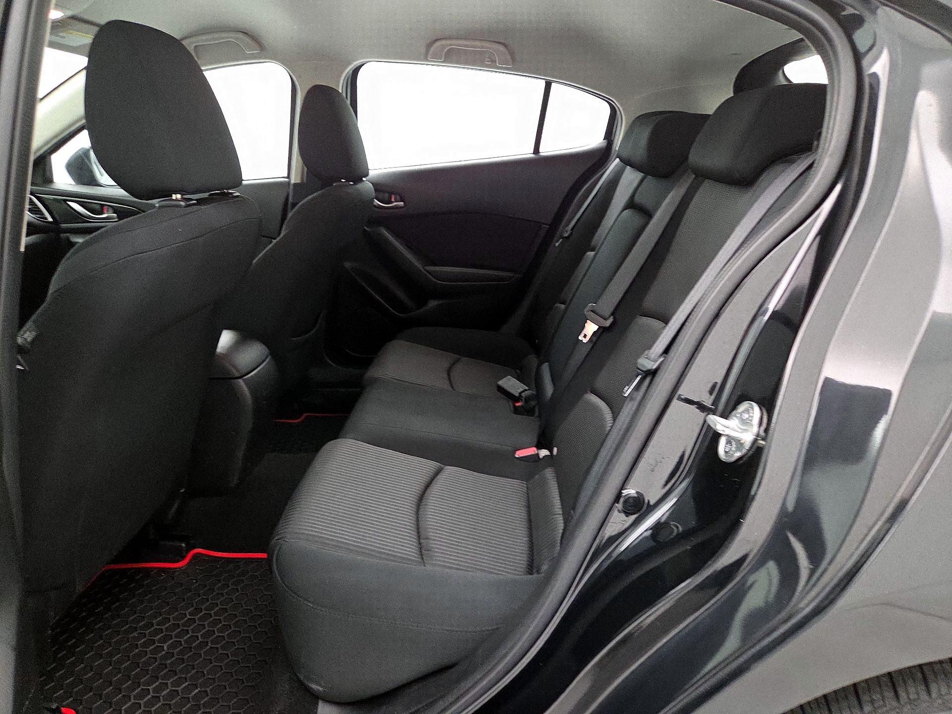 Thumbnail: 2016 Mazda Mazda3 - 19